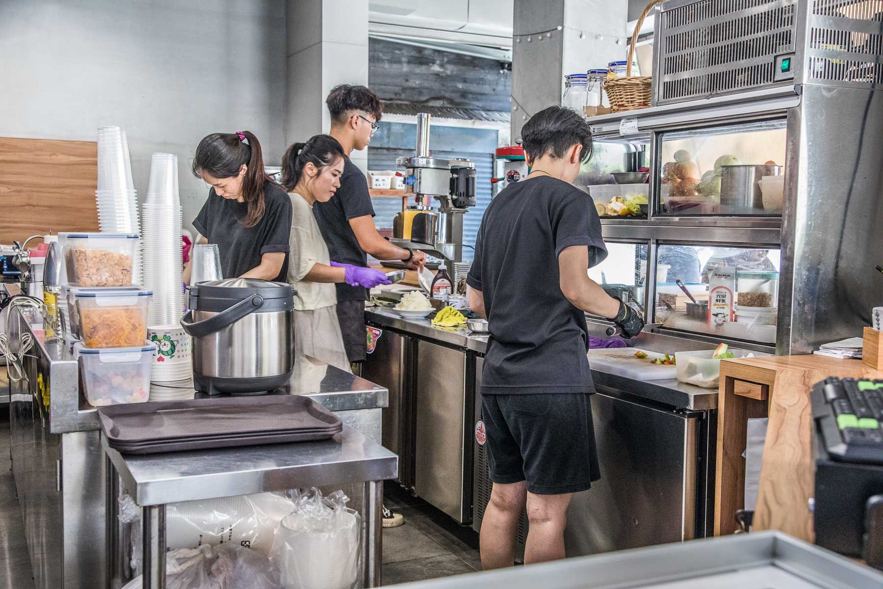 高雄小吃,高雄必吃,高雄冰店,高雄芒果冰,高雄美食,宏美冰果店