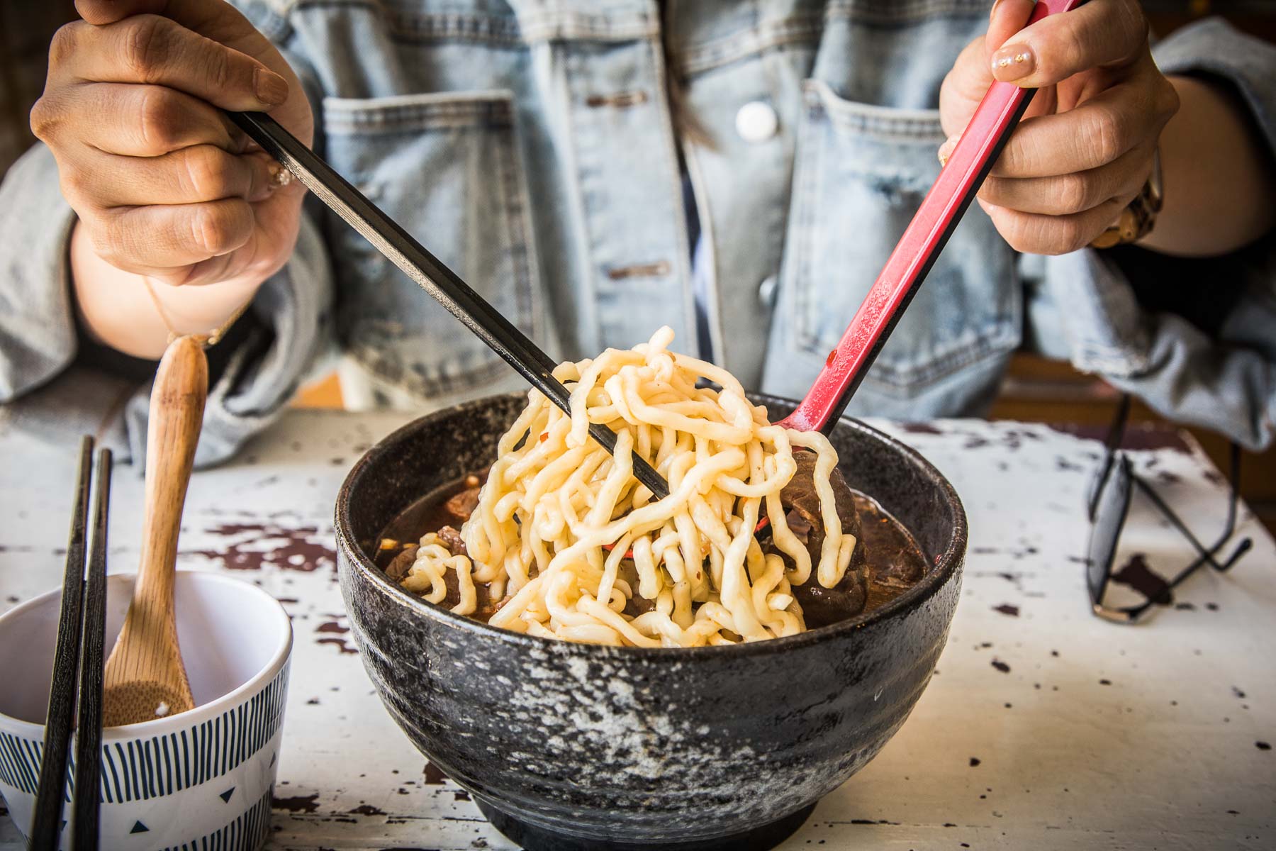 高雄麵家二眷,食尚玩家高雄,高雄小吃,高雄必吃,高雄美食,高雄牛肉麵