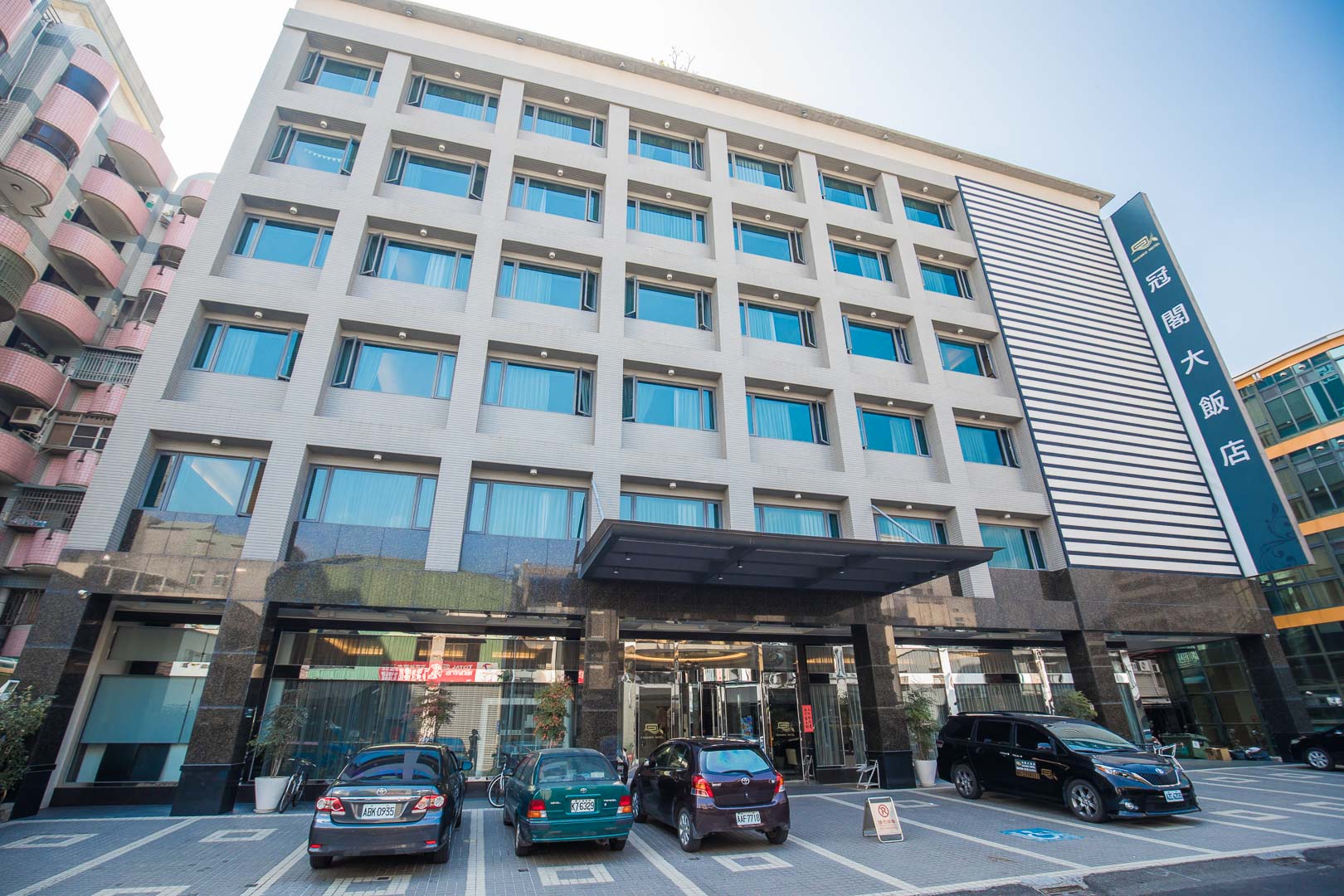 嘉義飯店,嘉義民宿,嘉義寵物飯店,嘉義寵物住宿,嘉義寵物友善飯店,冠閣大飯店,嘉義寵物冠閣大飯店,嘉義冠閣大飯店,嘉義住宿
