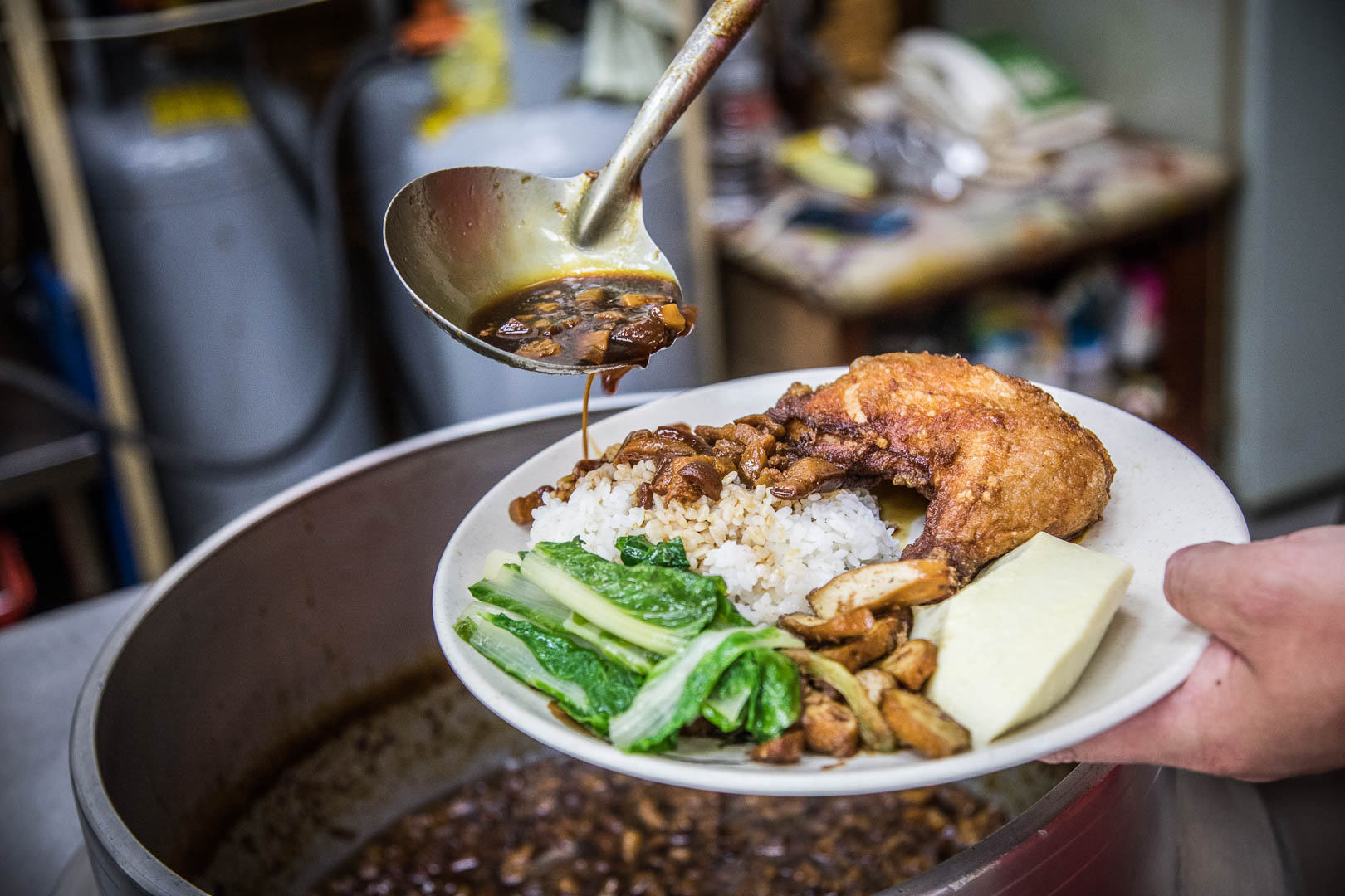 八德便當,桃園雞腿飯,八德雞腿飯,八德便當外送,金飽雞腿大王,桃園美食,八德美食,桃園便當 @大手牽小手。玩樂趣