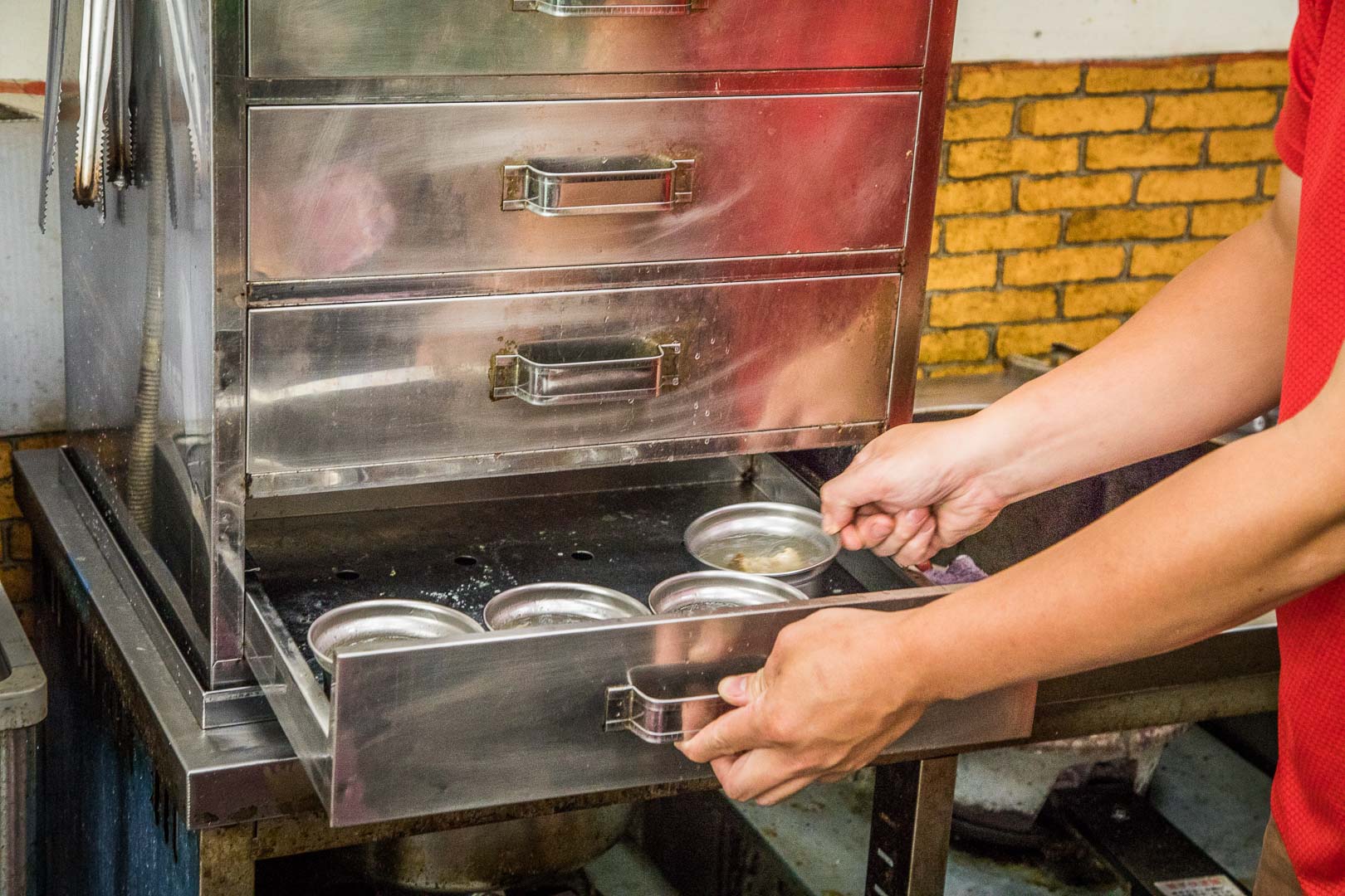 桃園美食,八德美食,桃園便當,八德便當,桃園雞腿飯,八德雞腿飯,八德便當外送,金飽雞腿大王
