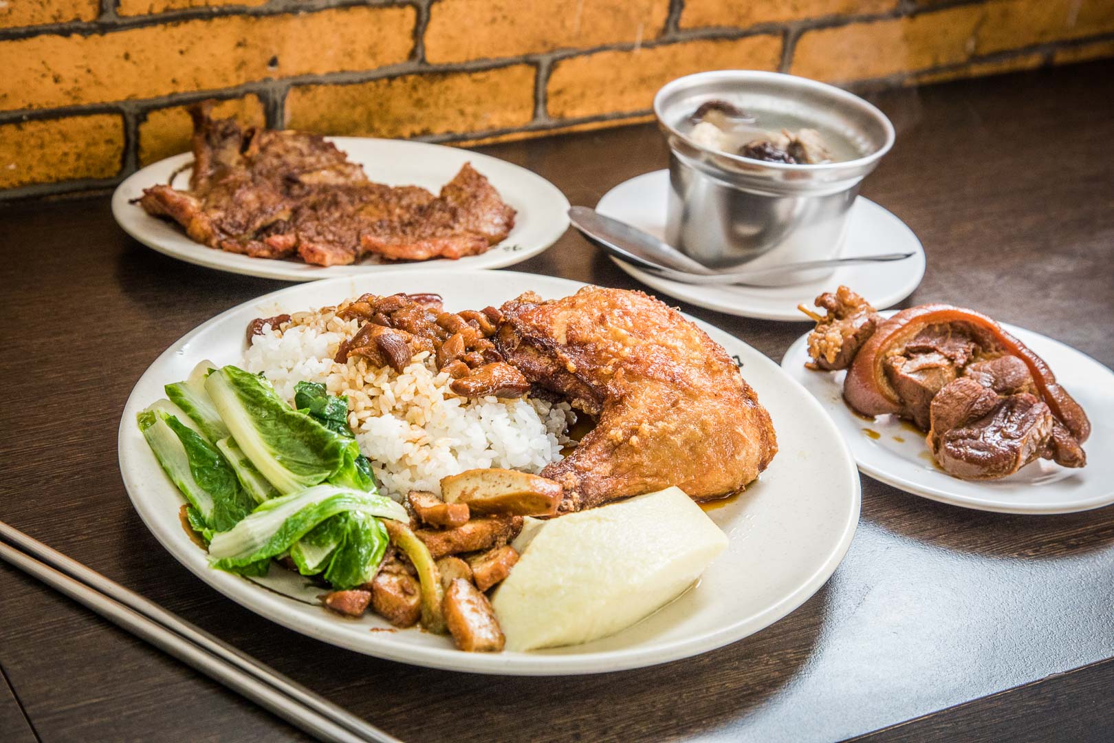 桃園美食,八德美食,桃園便當,八德便當,桃園雞腿飯,八德雞腿飯,八德便當外送,金飽雞腿大王