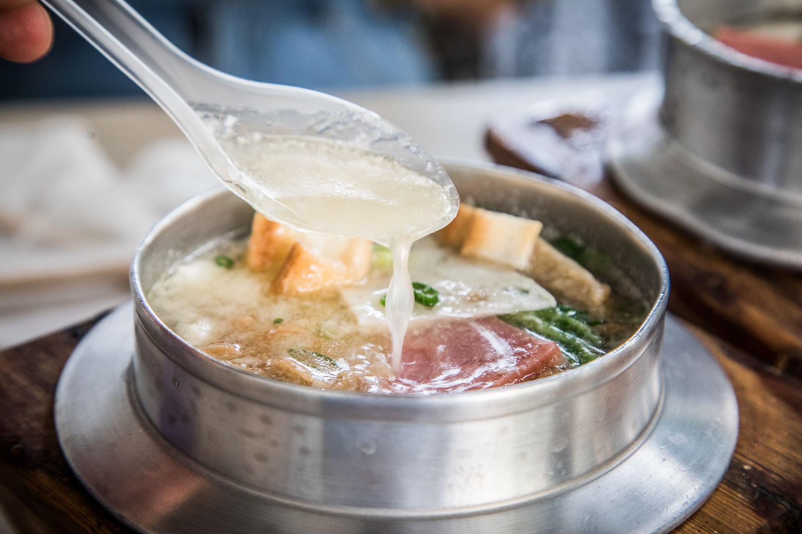 台南美食,台南小吃,台南必吃,台南鍋燒意麵,台南古早味小吃,想見你景點,台南想見你