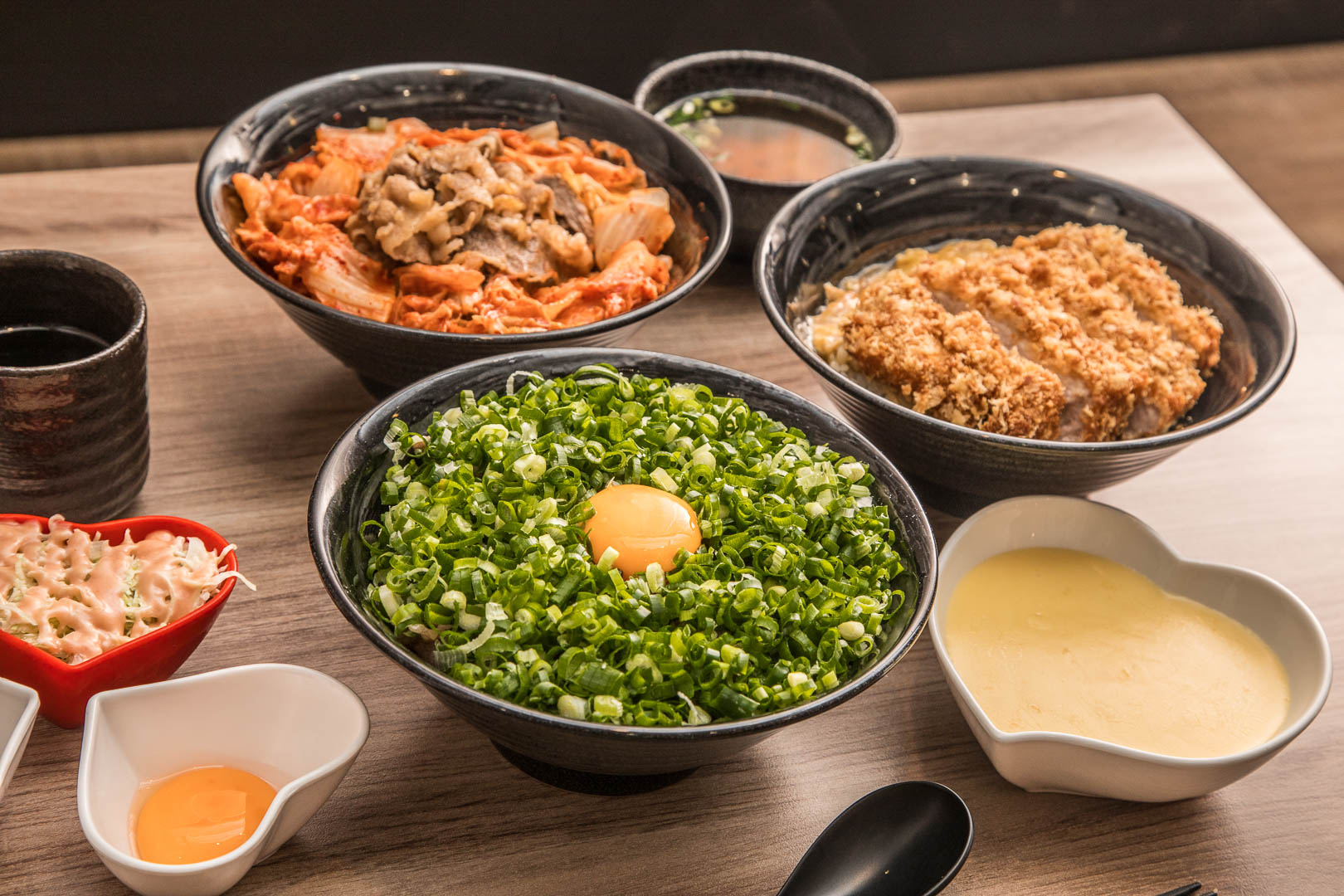 桃園小吃,桃園丼飯,新丼,桃園新丼,藝文特區丼飯,新丼創意丼飯專賣-桃園中正店,新丼桃園中正店,桃園美食,桃園聚餐,藝文特區美食