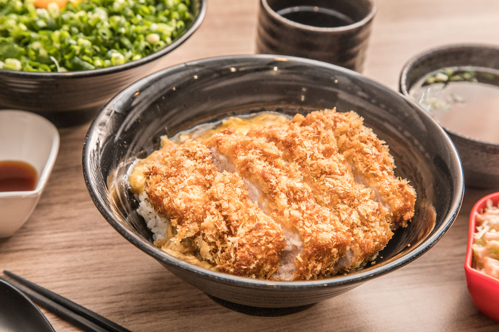 桃園小吃,桃園丼飯,新丼,桃園新丼,藝文特區丼飯,新丼創意丼飯專賣-桃園中正店,新丼桃園中正店,桃園美食,桃園聚餐,藝文特區美食