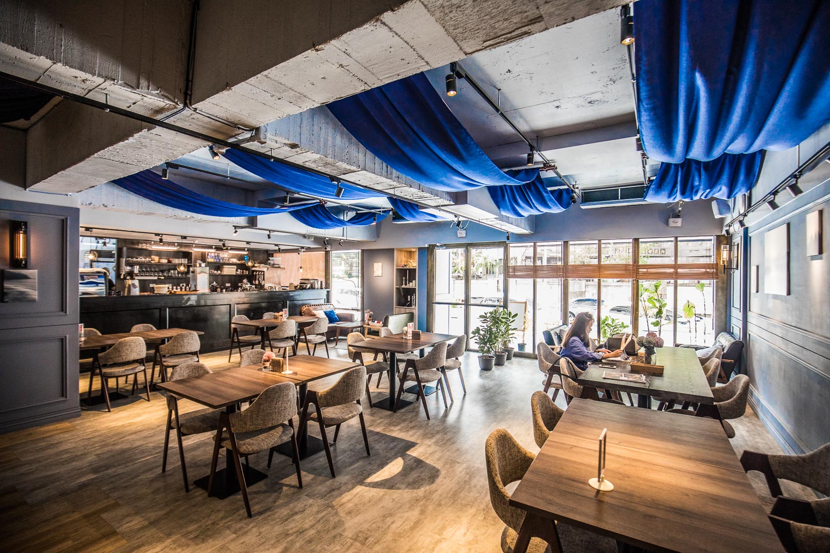 Olá C.C. Cafe & Eatery,台北美食,台北聚餐,台北歐陸料理,台北啤酒喝到飽,台北精釀啤酒,台北喝酒,台北精釀啤酒喝到飽