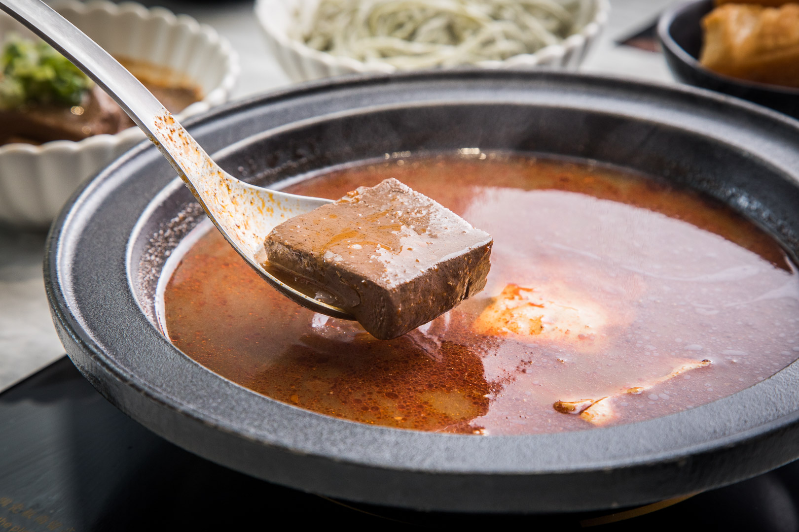 桃園美食,桃園火鍋,八德美食,桃園涮涮鍋,廣豐新天地美食,八德涮涮鍋,八德火鍋,嗑肉石鍋-桃園八德店,桃園嗑肉石鍋