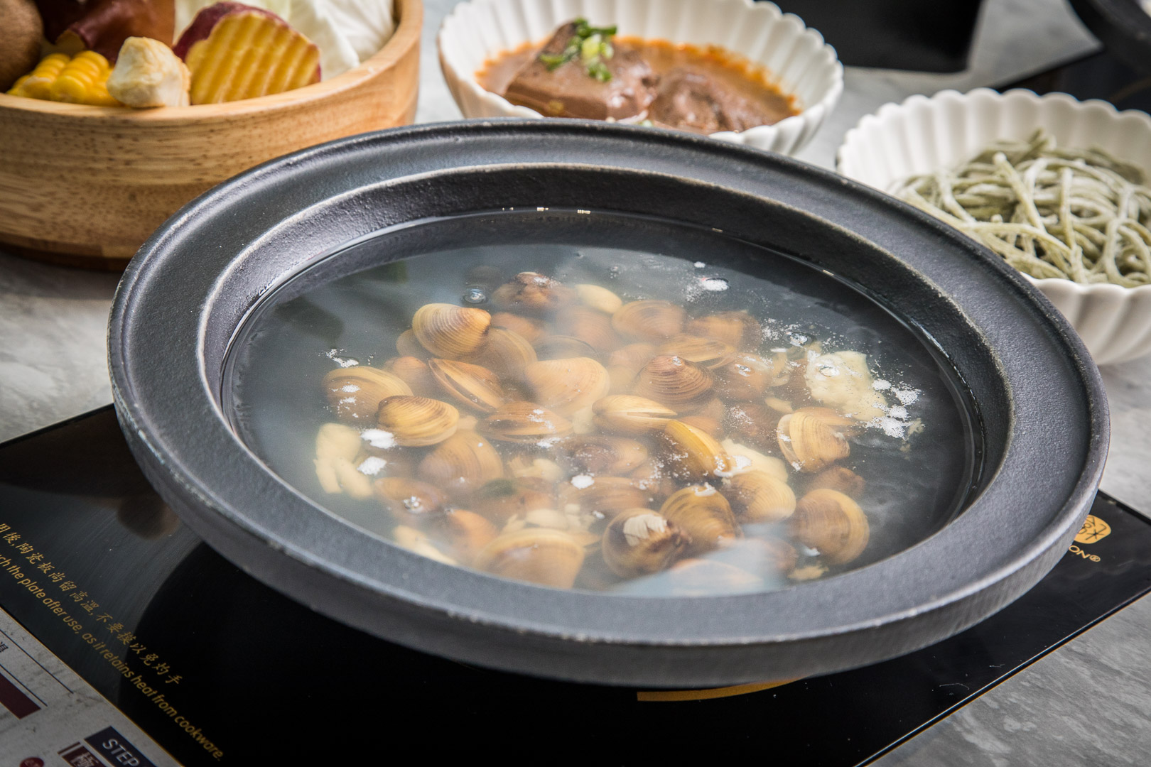 桃園美食,桃園火鍋,八德美食,桃園涮涮鍋,廣豐新天地美食,八德涮涮鍋,八德火鍋,嗑肉石鍋-桃園八德店,桃園嗑肉石鍋