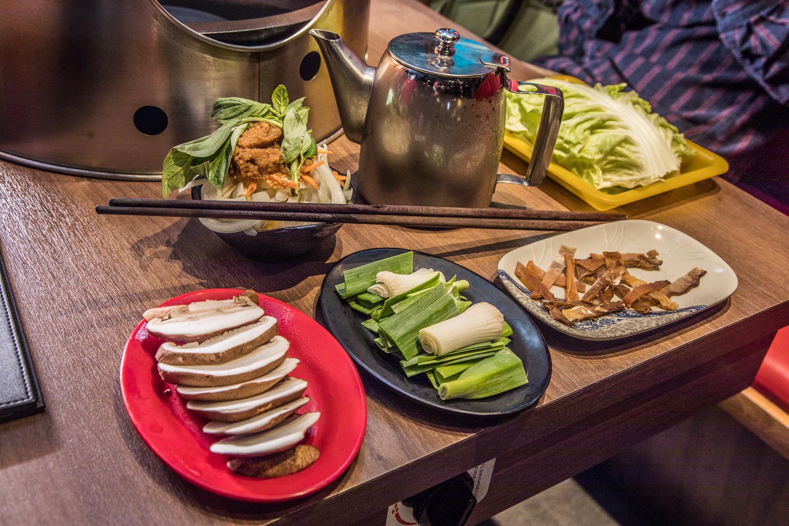 台北石頭火鍋,板橋美食,板橋火鍋,板橋聚餐,板橋新北耶誕城美食,新北耶誕城美食,板橋石頭火鍋,雅香石頭火鍋板橋店,板橋雅香石頭火鍋