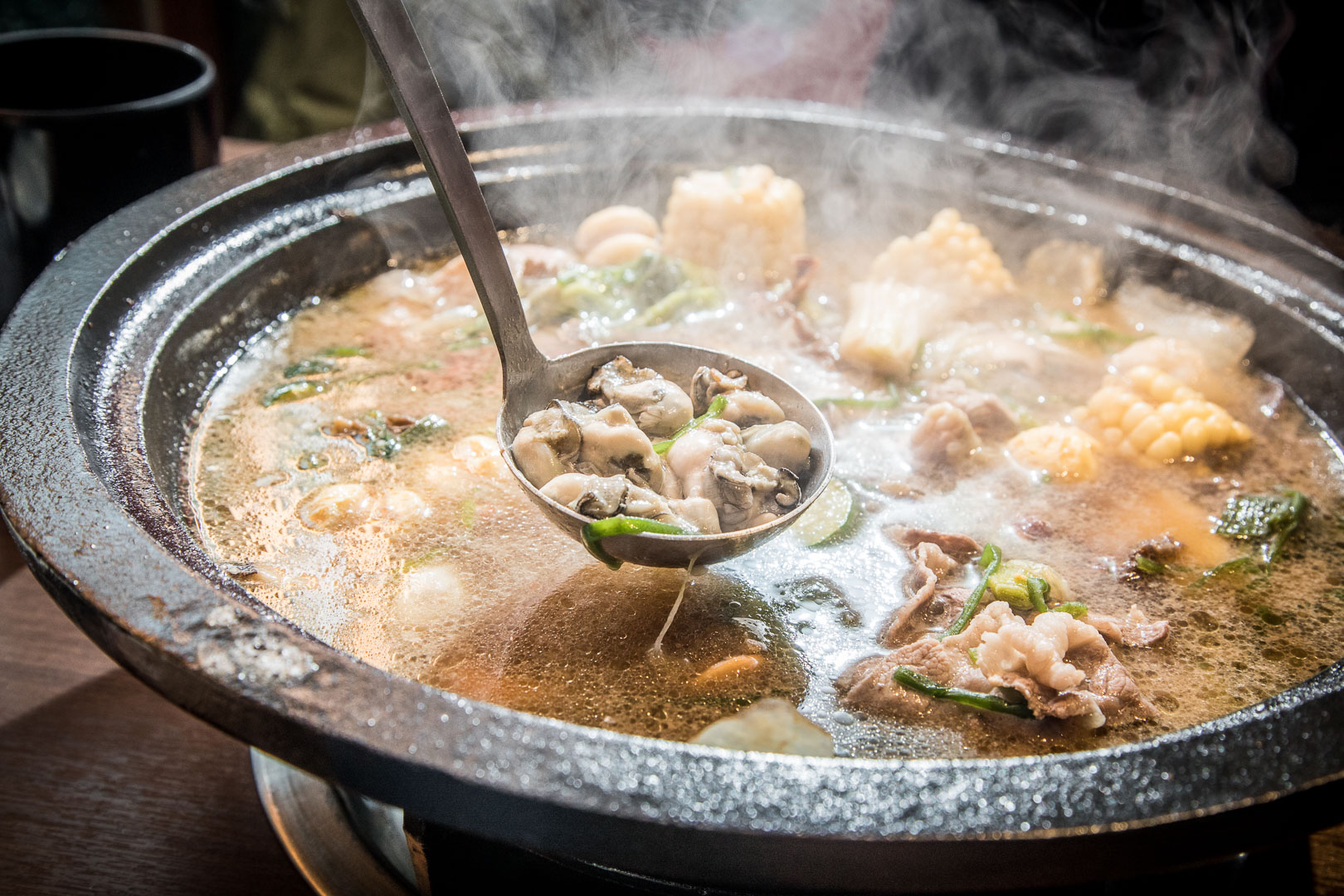 台北石頭火鍋,板橋美食,板橋火鍋,板橋聚餐,板橋新北耶誕城美食,新北耶誕城美食,板橋石頭火鍋,雅香石頭火鍋板橋店,板橋雅香石頭火鍋