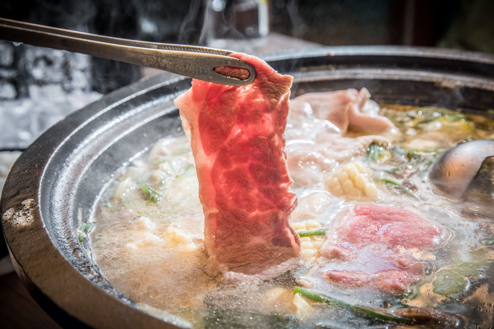 台北石頭火鍋,板橋美食,板橋火鍋,板橋聚餐,板橋新北耶誕城美食,新北耶誕城美食,板橋石頭火鍋,雅香石頭火鍋板橋店,板橋雅香石頭火鍋