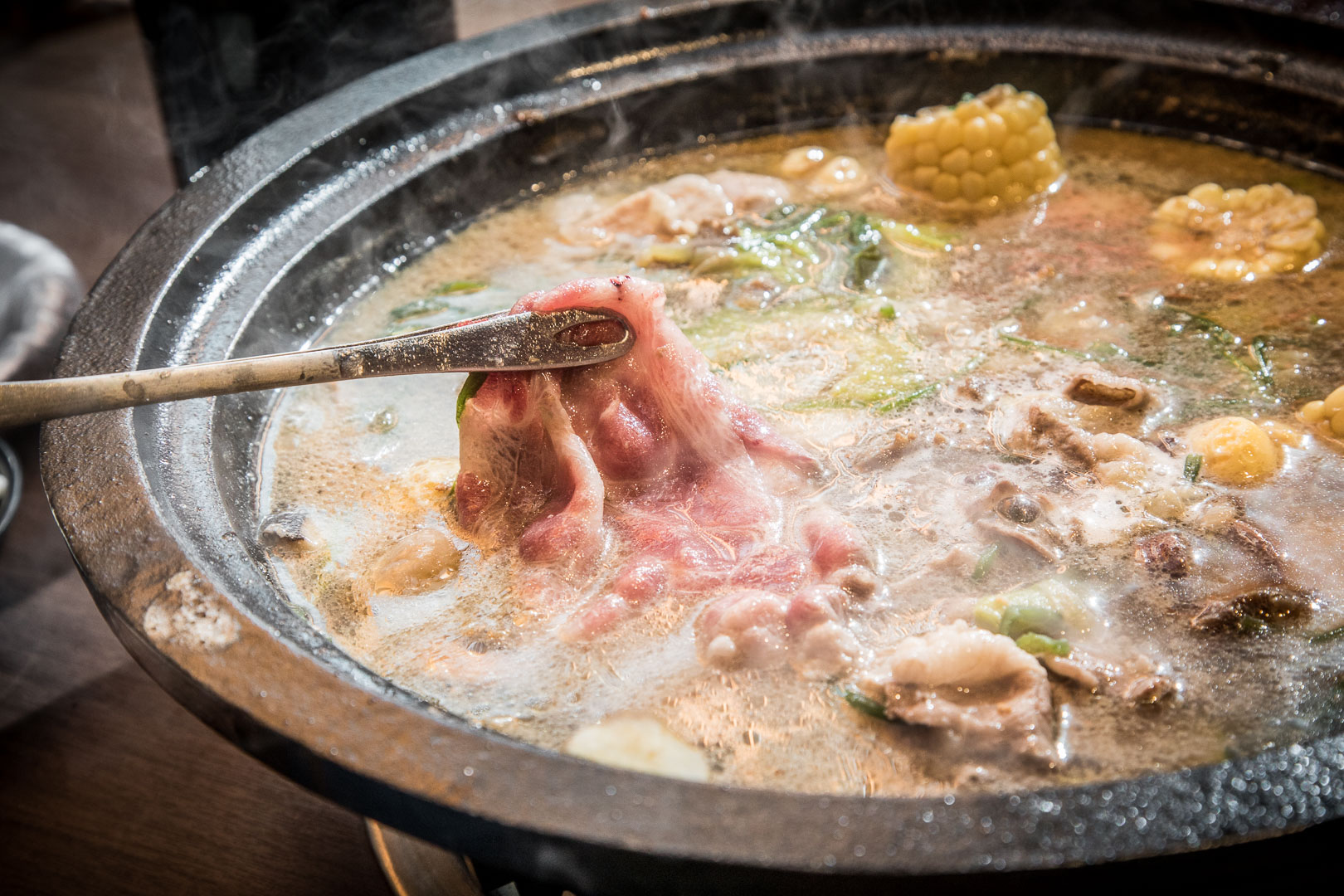 台北石頭火鍋,板橋美食,板橋火鍋,板橋聚餐,板橋新北耶誕城美食,新北耶誕城美食,板橋石頭火鍋,雅香石頭火鍋板橋店,板橋雅香石頭火鍋