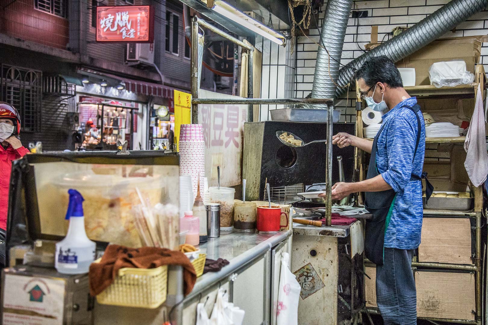 內壢小吃,135臭豆腐,中壢美食,桃園美食,中壢小吃,內壢美食,中壢臭豆腐,內壢臭豆腐,桃園臭豆腐
