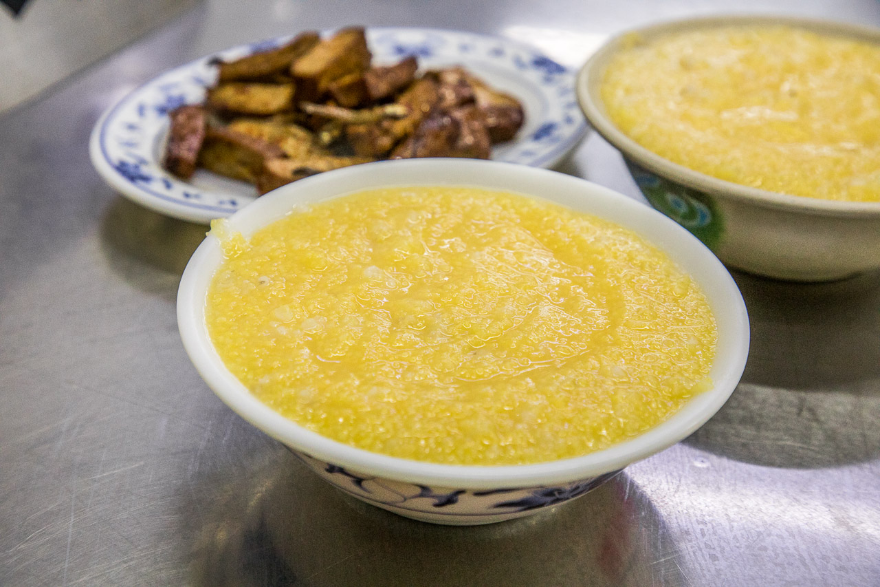 中壢麵食,中壢小米粥,頤和園餡餅粥,中壢美食,中壢sogo美食推薦,桃園美食,中壢小吃,桃園蒸餃,桃園小米粥,中壢蒸餃