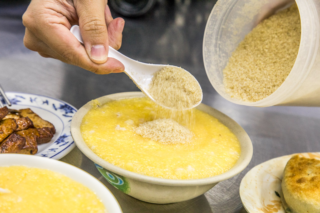 中壢麵食,中壢小米粥,頤和園餡餅粥,中壢美食,中壢sogo美食推薦,桃園美食,中壢小吃,桃園蒸餃,桃園小米粥,中壢蒸餃