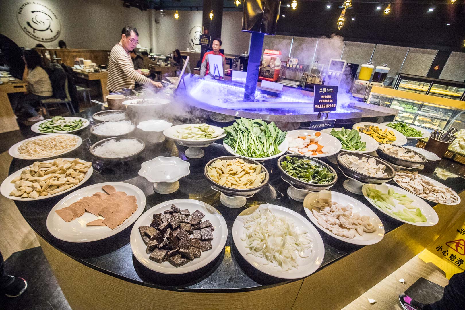 桃園美食,桃園吃到飽,桃園壽喜燒,桃園火鍋吃到飽,桃園壽喜燒吃飽,桃園平價吃到飽,鬥牛士二鍋,桃園鬥牛士二鍋,鬥牛士二鍋（桃園食尚店） @大手牽小手。玩樂趣