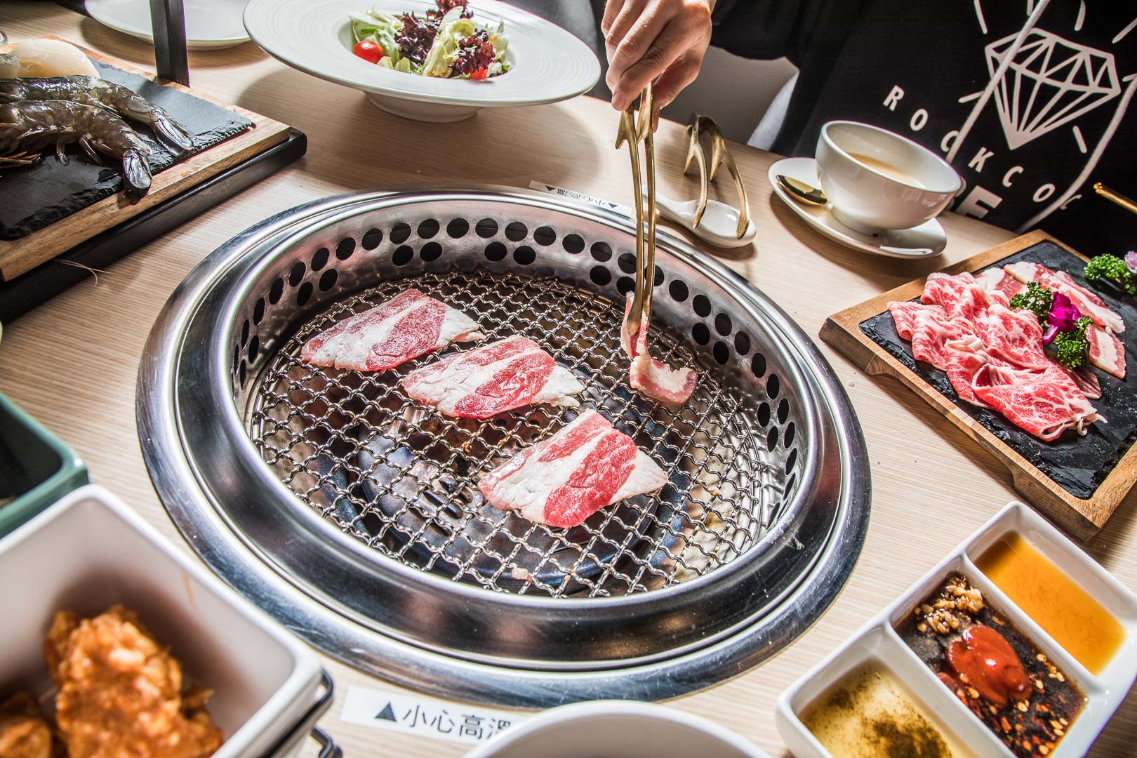 台北美食,東區美食,東區燒烤,台北燒烤,台北韓式燒肉,東區韓式燒肉,東區韓式料理,東區小豬樂石,台北小豬樂石,小豬樂石忠孝旗艦店