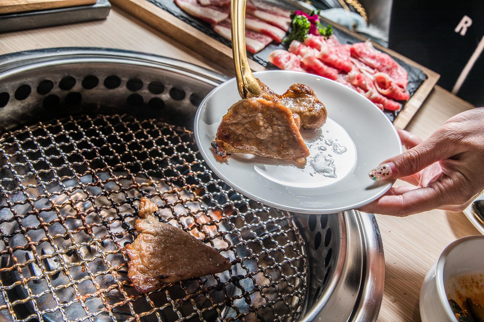 台北美食,東區美食,東區燒烤,台北燒烤,台北韓式燒肉,東區韓式燒肉,東區韓式料理,東區小豬樂石,台北小豬樂石,小豬樂石忠孝旗艦店