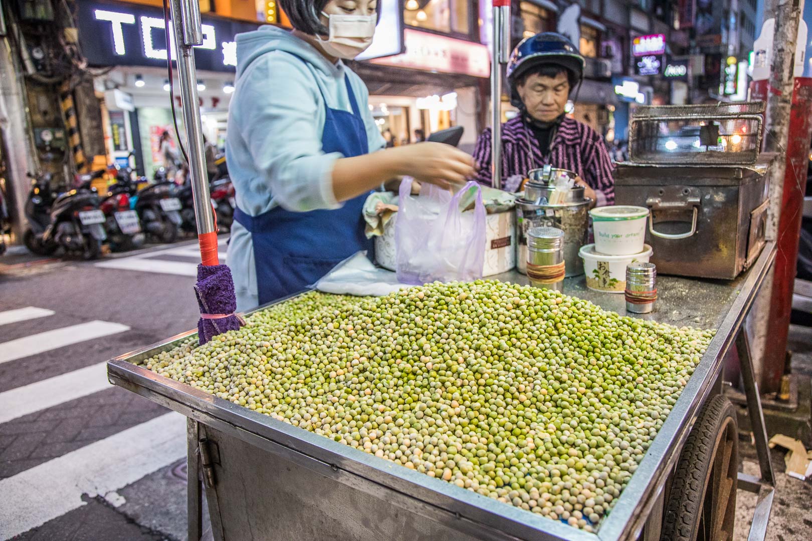 基隆美食,炭烤豌豆