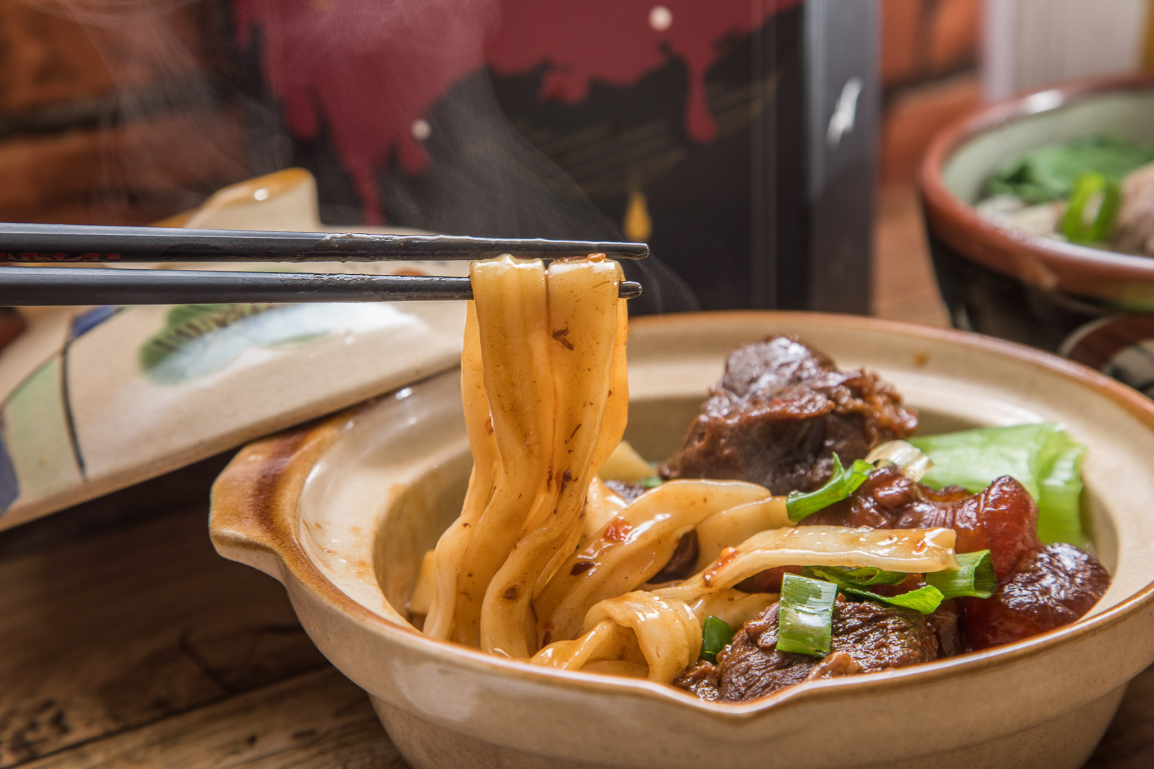 宅配牛肉麵,天香樓宅配牛肉麵,天香樓宅配,宅配美食,亞都麗緻天香樓星級主廚紅燒牛肉拌麵,亞都麗緻天香樓清湯牛小排麵,亞都麗緻天香樓星級主廚清湯牛小排麵