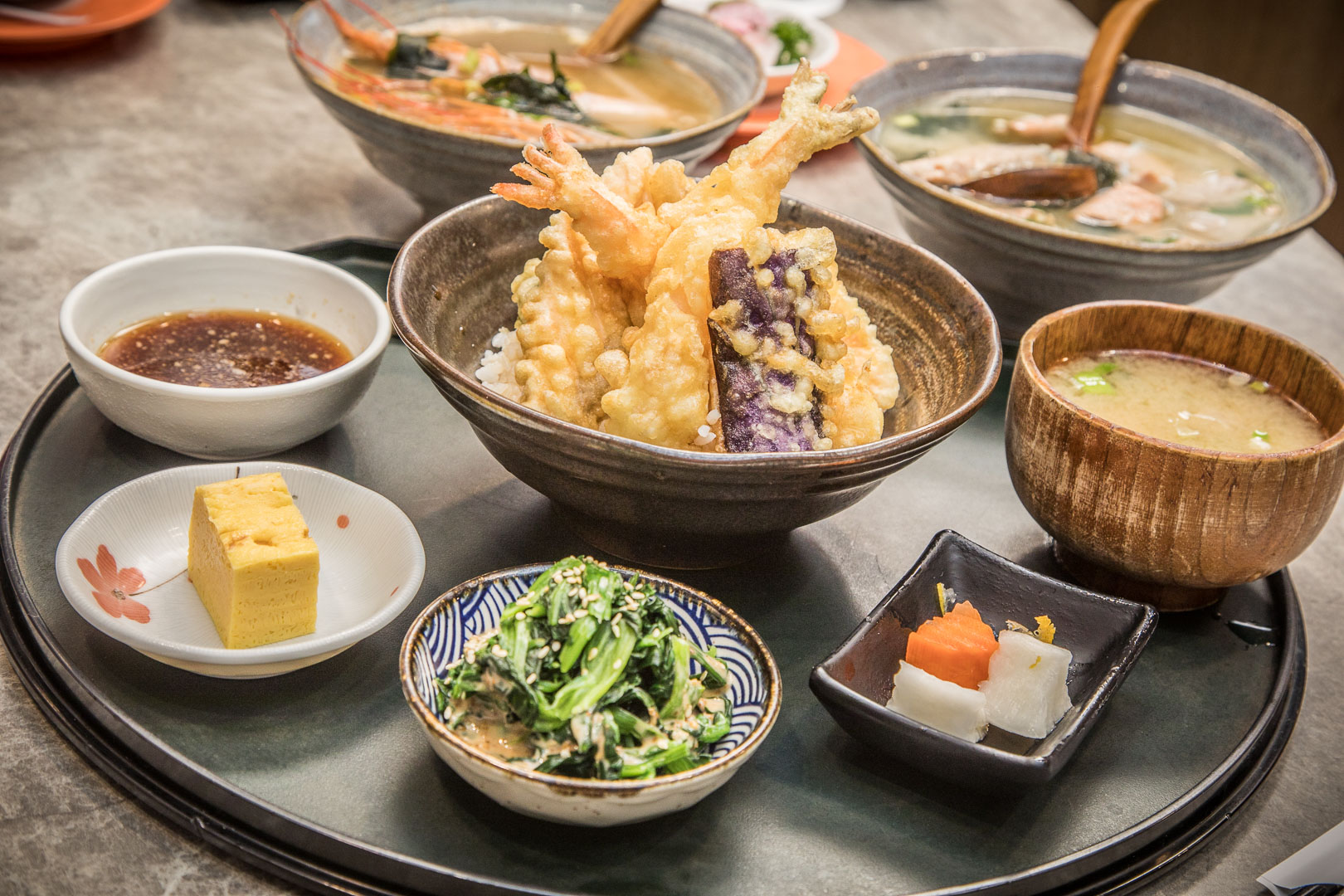 中與志迴轉壽司-SOGO復興店,台北日本料理