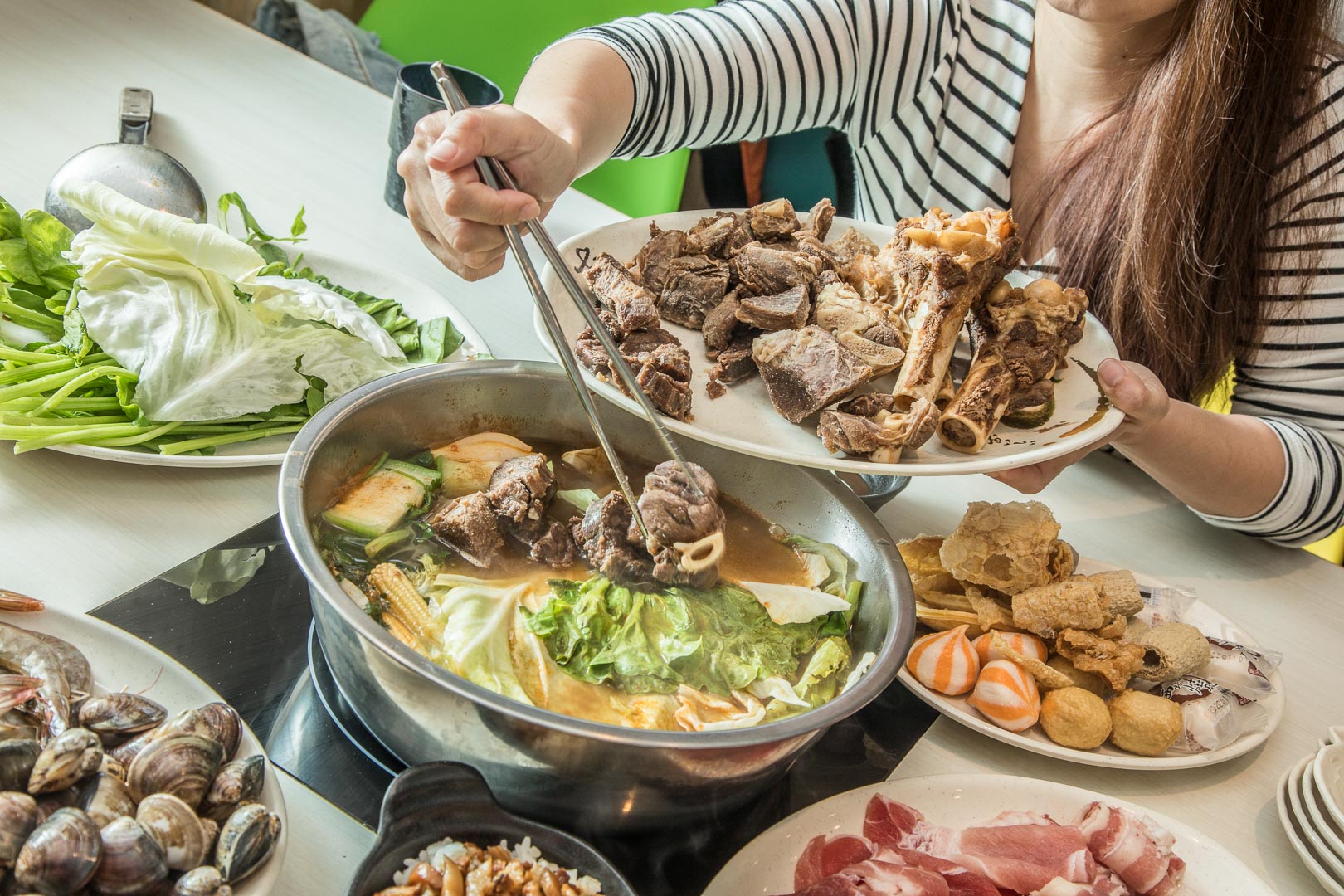 羊老大吃到飽,中壢美食,中壢吃到飽,桃園美食,桃園吃到飽,中壢必吃,中壢羊肉爐,中壢羊肉爐吃到飽,桃園羊肉爐吃到飽,羊老大吃到飽(牛/羊肉爐-過嶺店),羊老大吃到飽(過嶺店) @大手牽小手。玩樂趣