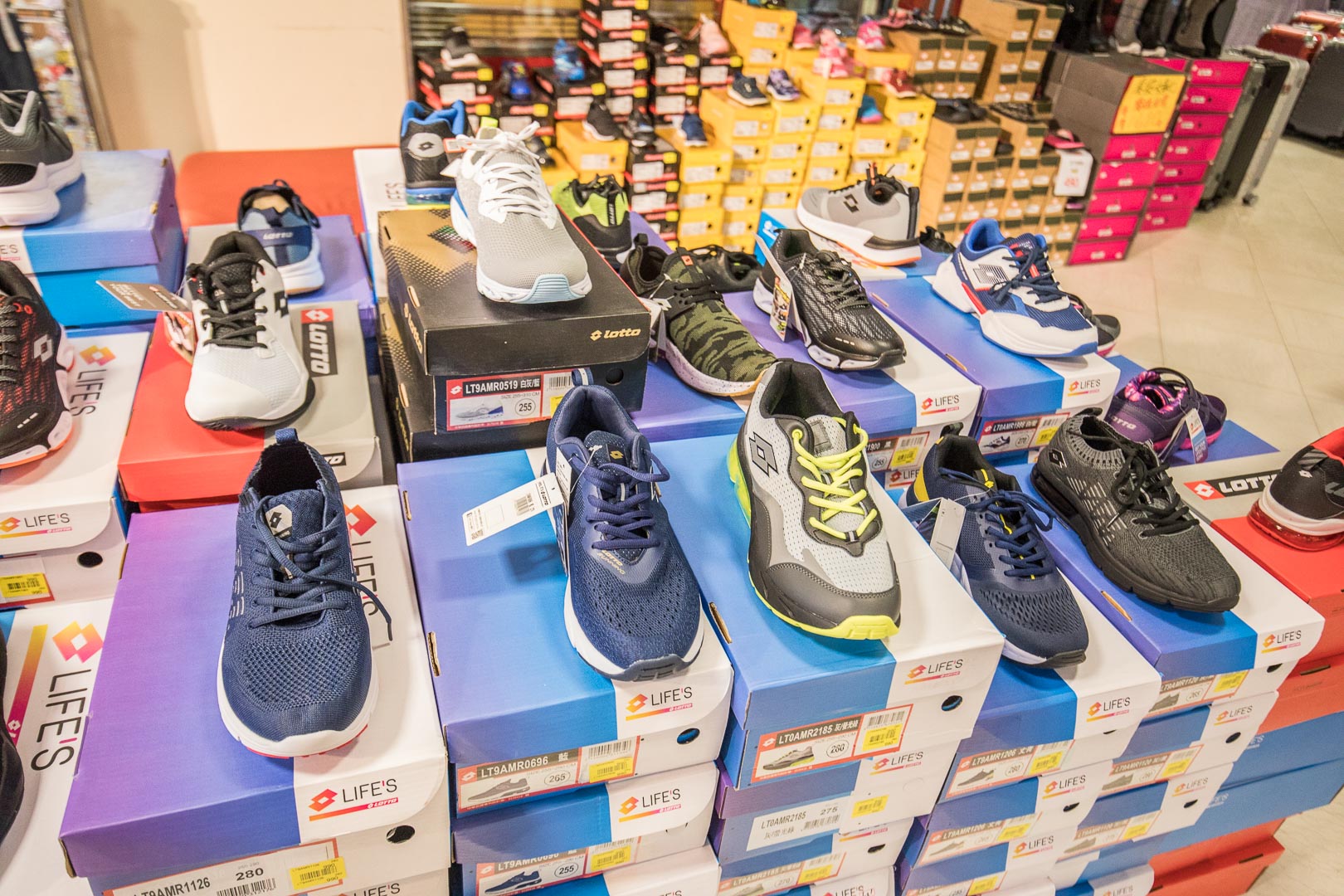 桃園新光三越大有店品牌聯合特賣,桃園服飾特賣,桃園美妝品特賣,桃園女鞋特賣,桃園特賣會,新光三越大有店品牌聯合特賣