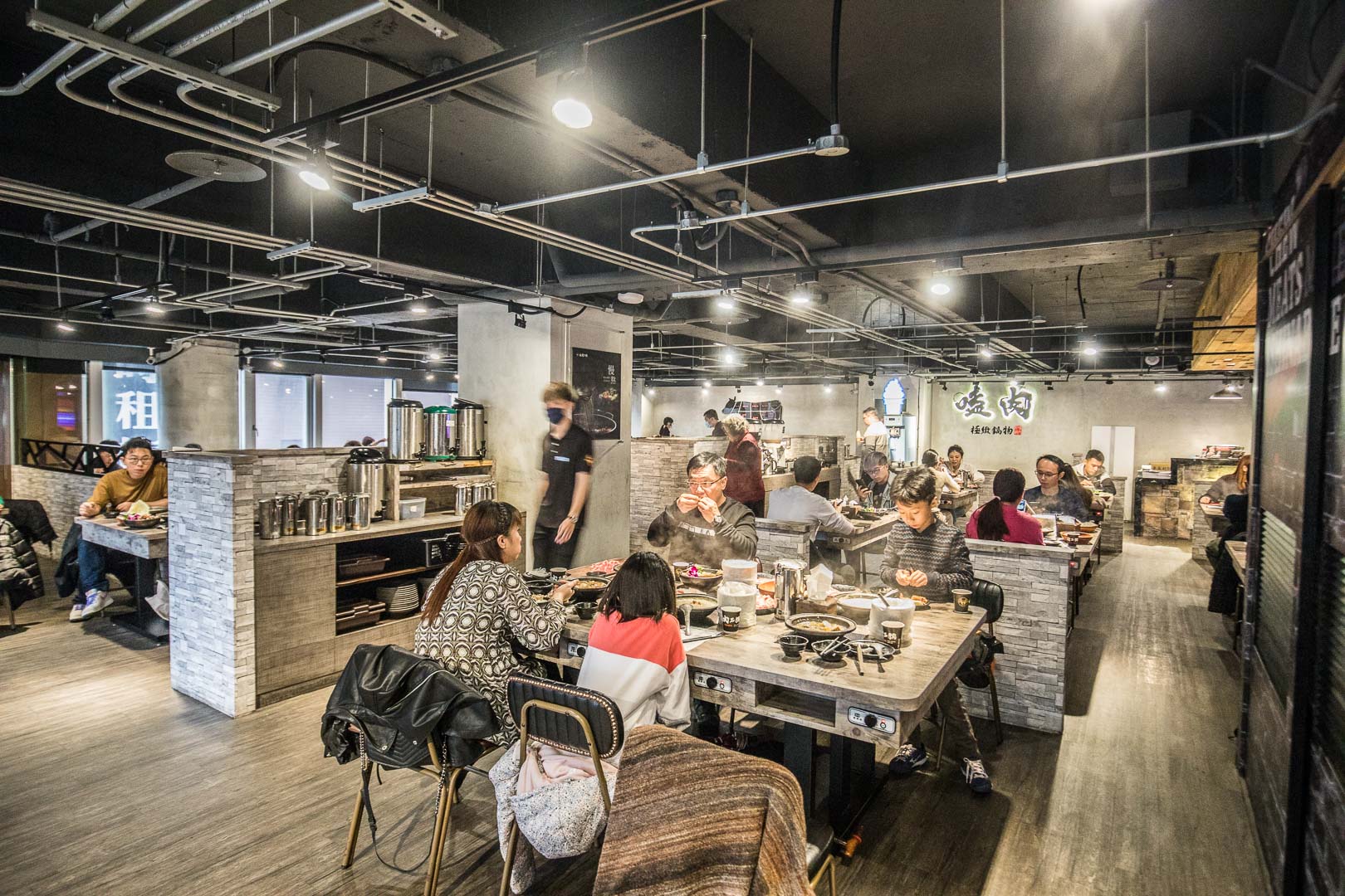 嗑肉石鍋-中壢中美店,中壢海鮮火鍋,中壢美食,桃園美食,桃園火鍋,中壢火鍋,中壢小火鍋,中壢鍋物,中壢個人鍋