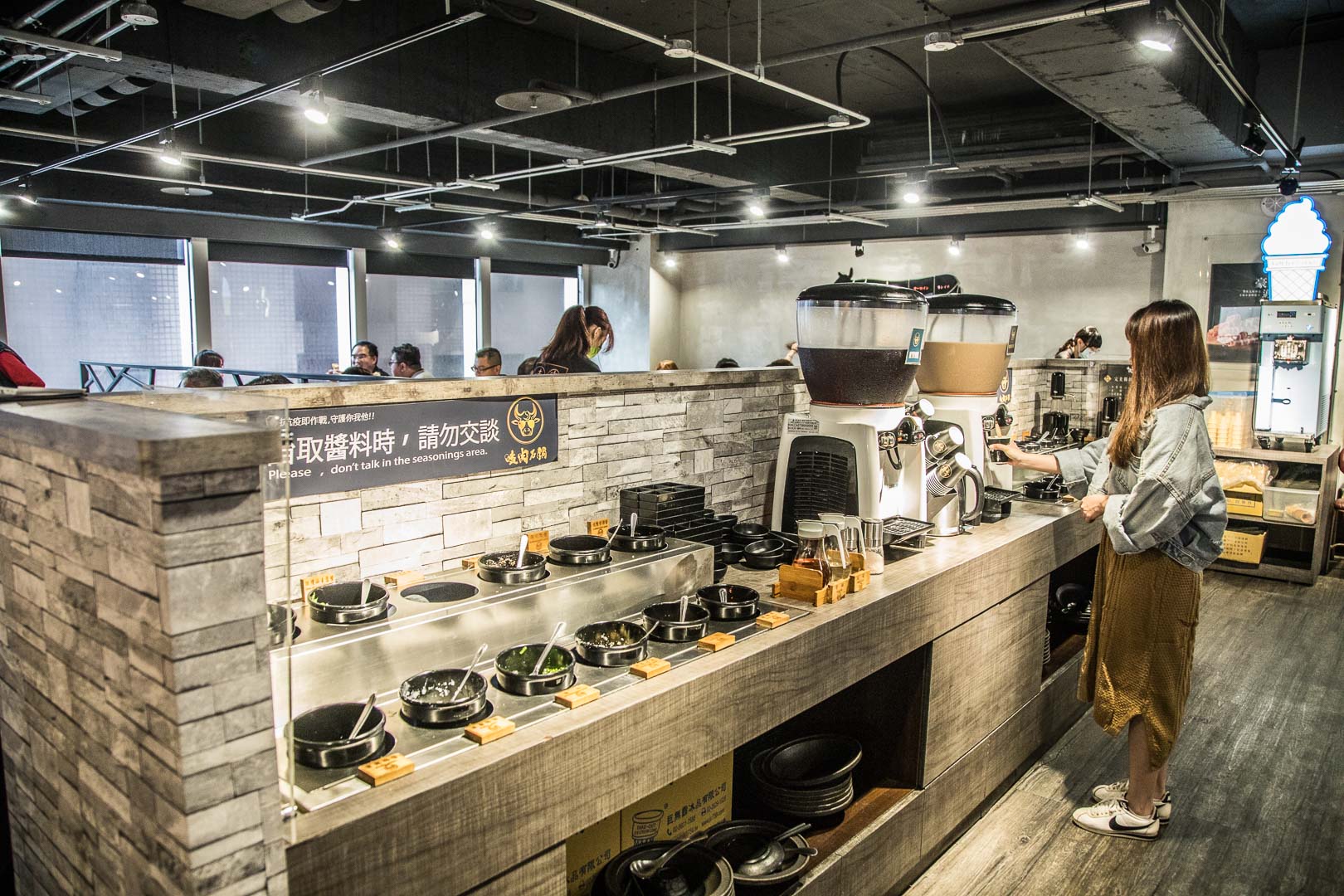 嗑肉石鍋-中壢中美店,中壢海鮮火鍋,中壢美食,桃園美食,桃園火鍋,中壢火鍋,中壢小火鍋,中壢鍋物,中壢個人鍋