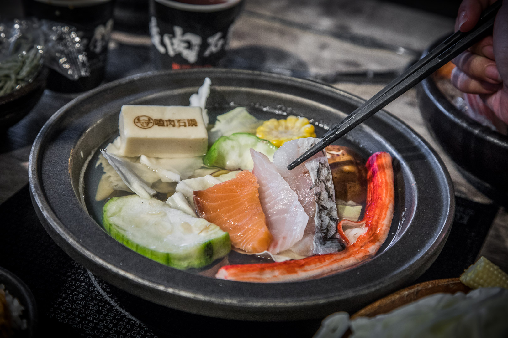 嗑肉石鍋-中壢中美店,中壢海鮮火鍋,中壢美食,桃園美食,桃園火鍋,中壢火鍋,中壢小火鍋,中壢鍋物,中壢個人鍋