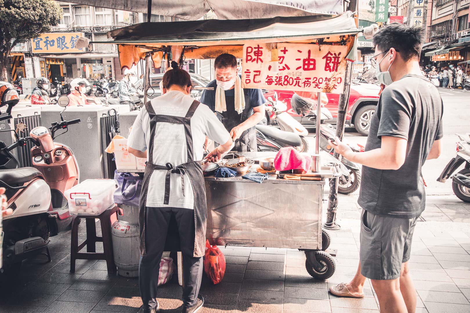 台北蔥油餅,台北美食,三重美食,台北小吃,三重小吃,三重必吃,三重蔥油餅,三重陳記蔥油餅