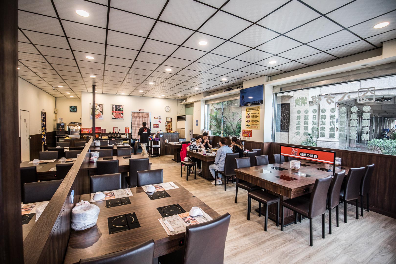 龍安街美食,桃園鍋物,桃園平價火鍋,桃園八方悅鍋物,桃園八方悅,龍安街火鍋,八方悅鍋物-桃園龍安店,桃園火鍋,桃園海鮮火鍋,桃園小火鍋