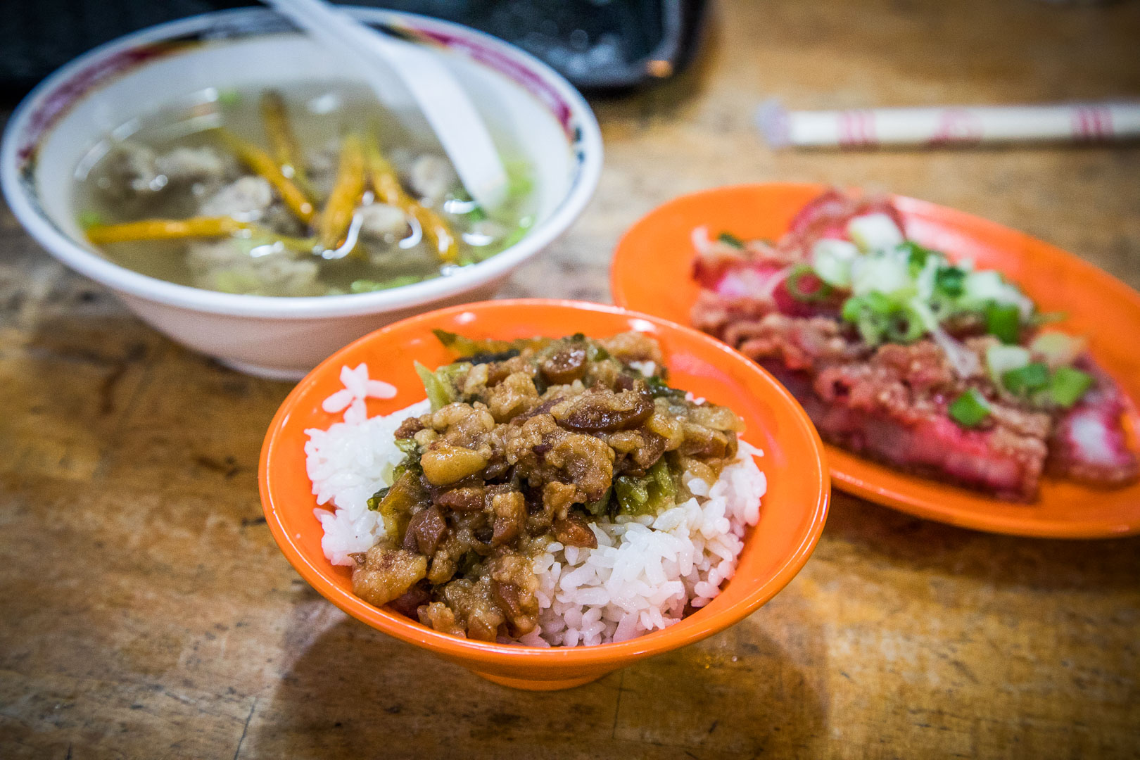 三重美食,三重小吃,三重必吃,三重滷肉飯,三重魯肉飯,三重便當,三重唯豐魯肉飯,唯豐魯肉飯 @大手牽小手。玩樂趣