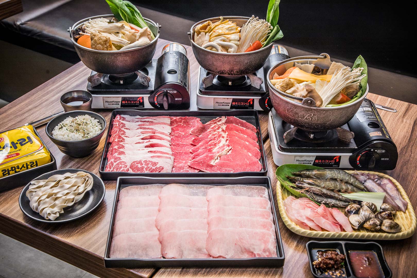 中壢小火鍋,中壢涮涮鍋,中壢聚餐,中壢個人鍋,中壢母親節活動,中壢母親節優惠,肉過癮火鍋,中壢肉過癮火鍋,中壢美食,桃園小火鍋,中壢火鍋