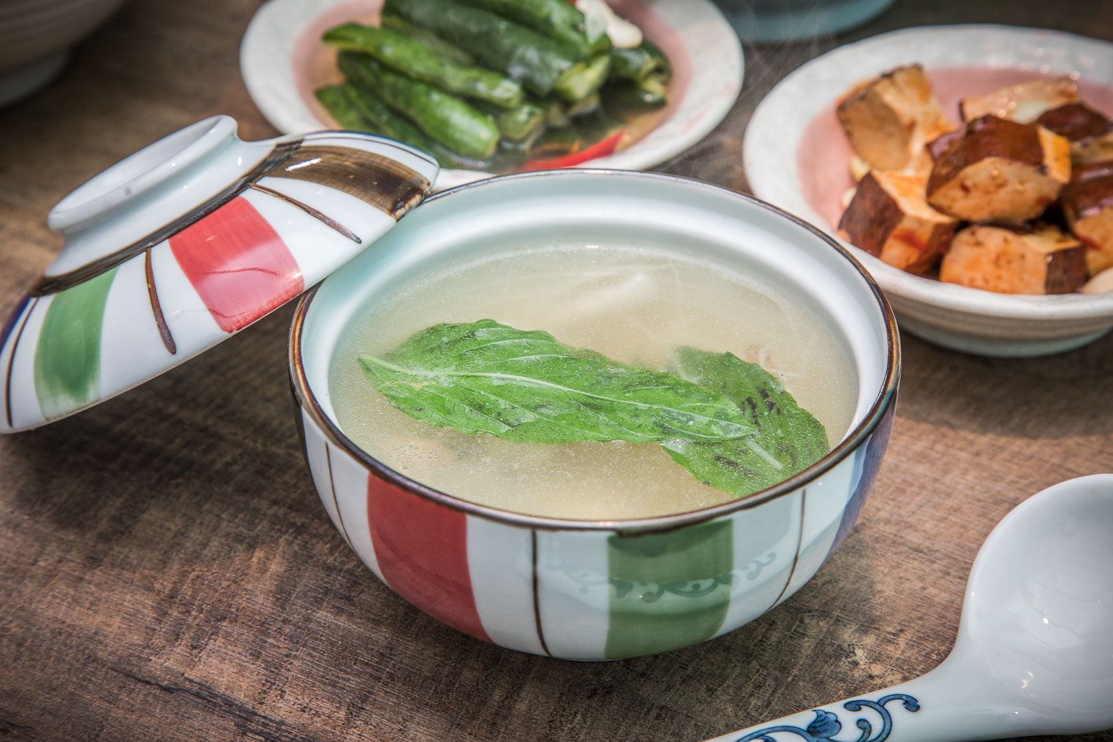 台北美食,台北聚餐,台北小吃,台北小巨蛋美食,台北二鬼麵舖,二鬼麵舖oni noodles-台北八德店