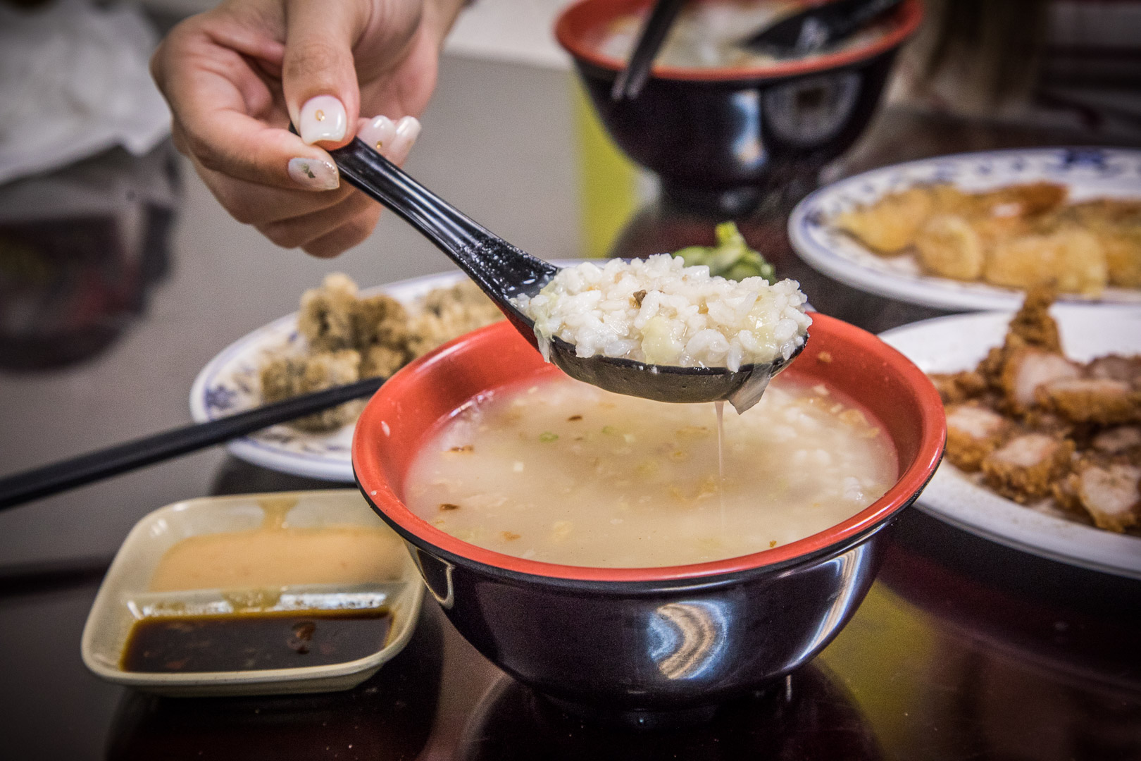 桃園香菇肉粥,阿輝香菇肉粥米粉湯,中壢米粉湯,中壢美食,桃園美食,桃園小吃,中壢必吃,中壢小吃,中壢香菇肉粥,中壢紅燒肉