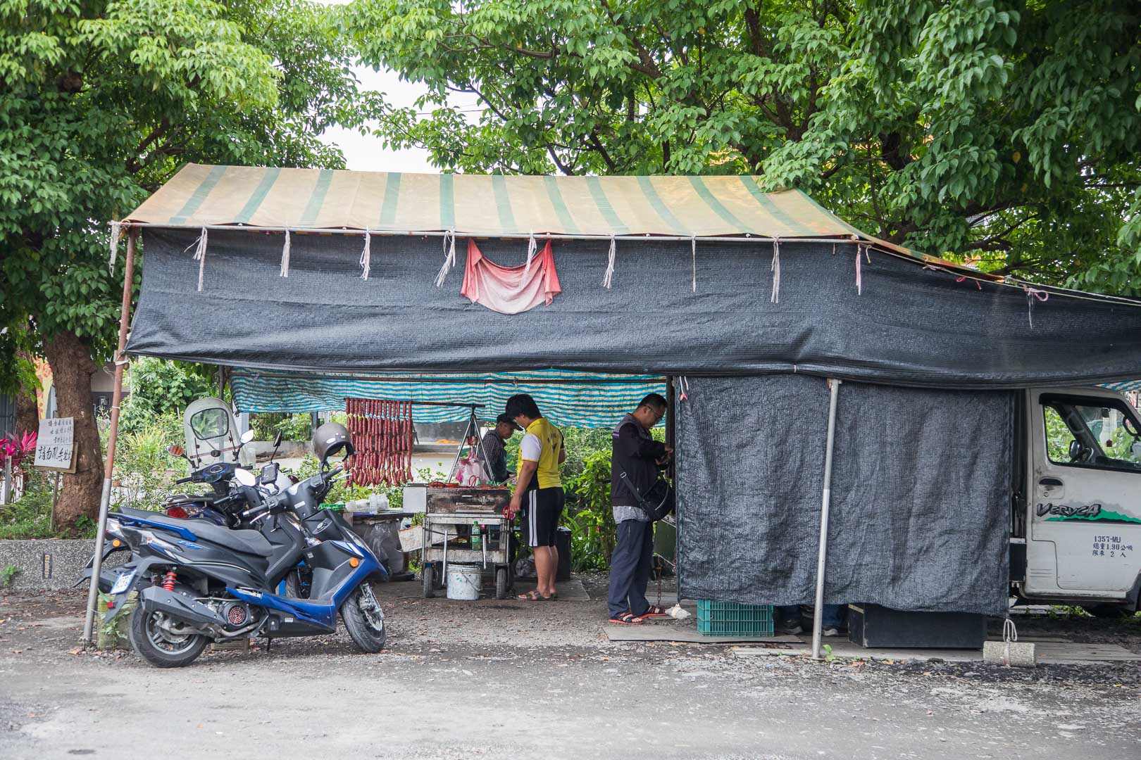 武淵阿公香腸,宜蘭美食,宜蘭小吃,宜蘭必吃,冬山美食,冬山小吃,宜蘭烤香腸,宜蘭香腸,武淵美食,冬山烤香腸