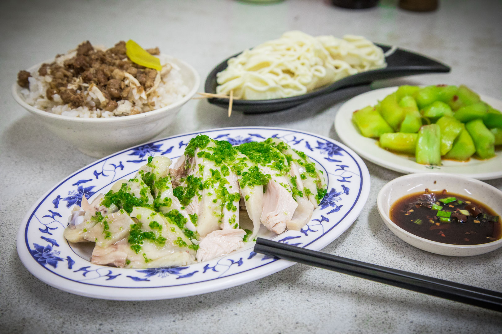 羅東美食,羅東小吃,羅東雞肉亮,羅東外帶,雞肉亮黑白切,宜蘭美食