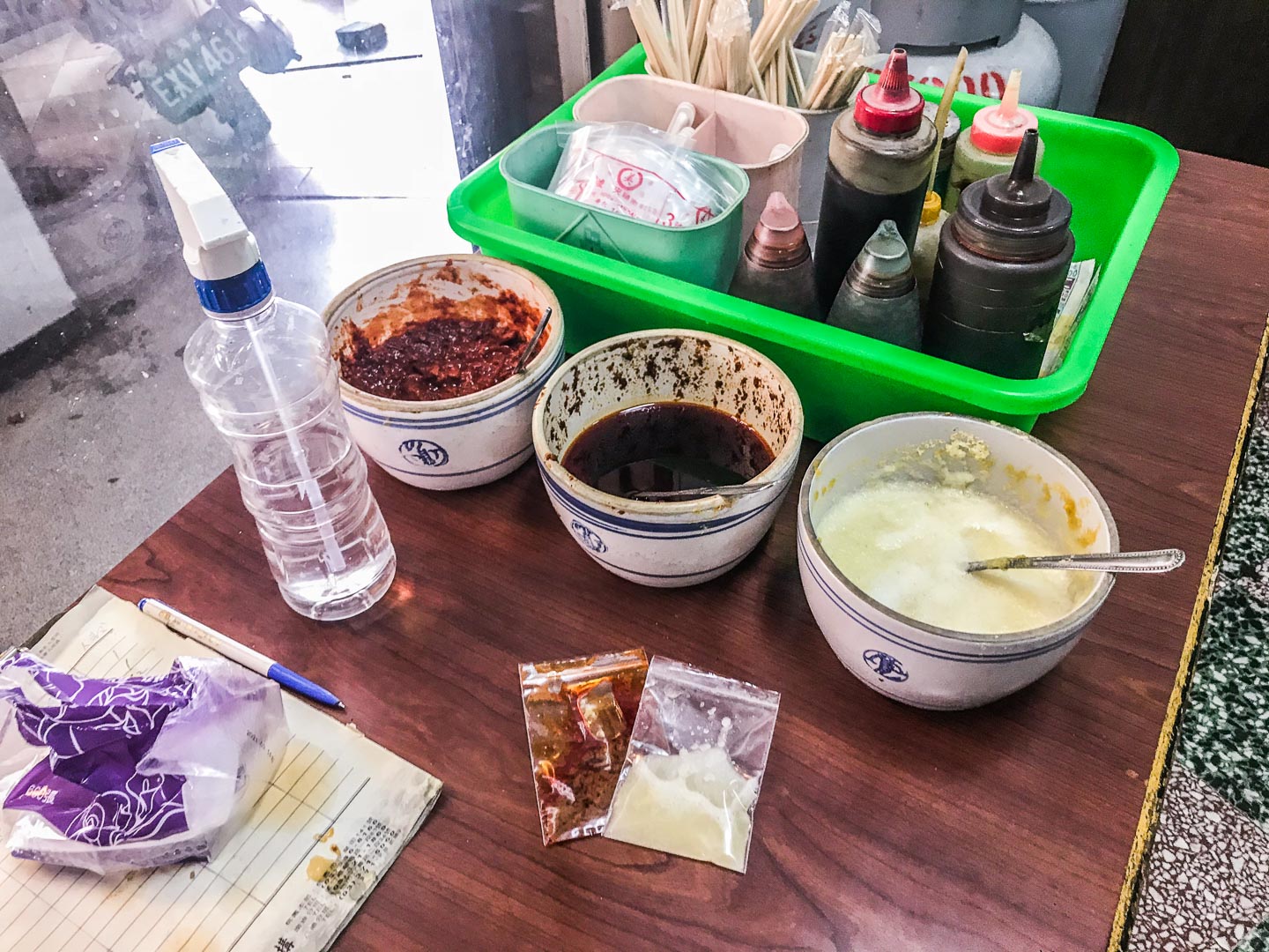 桃園小吃,桃園必吃,桃園火車站美食,桃園外帶美食,桃園蒸餃,桃園外帶,桃園水餃,瑞元麵食,桃園美食