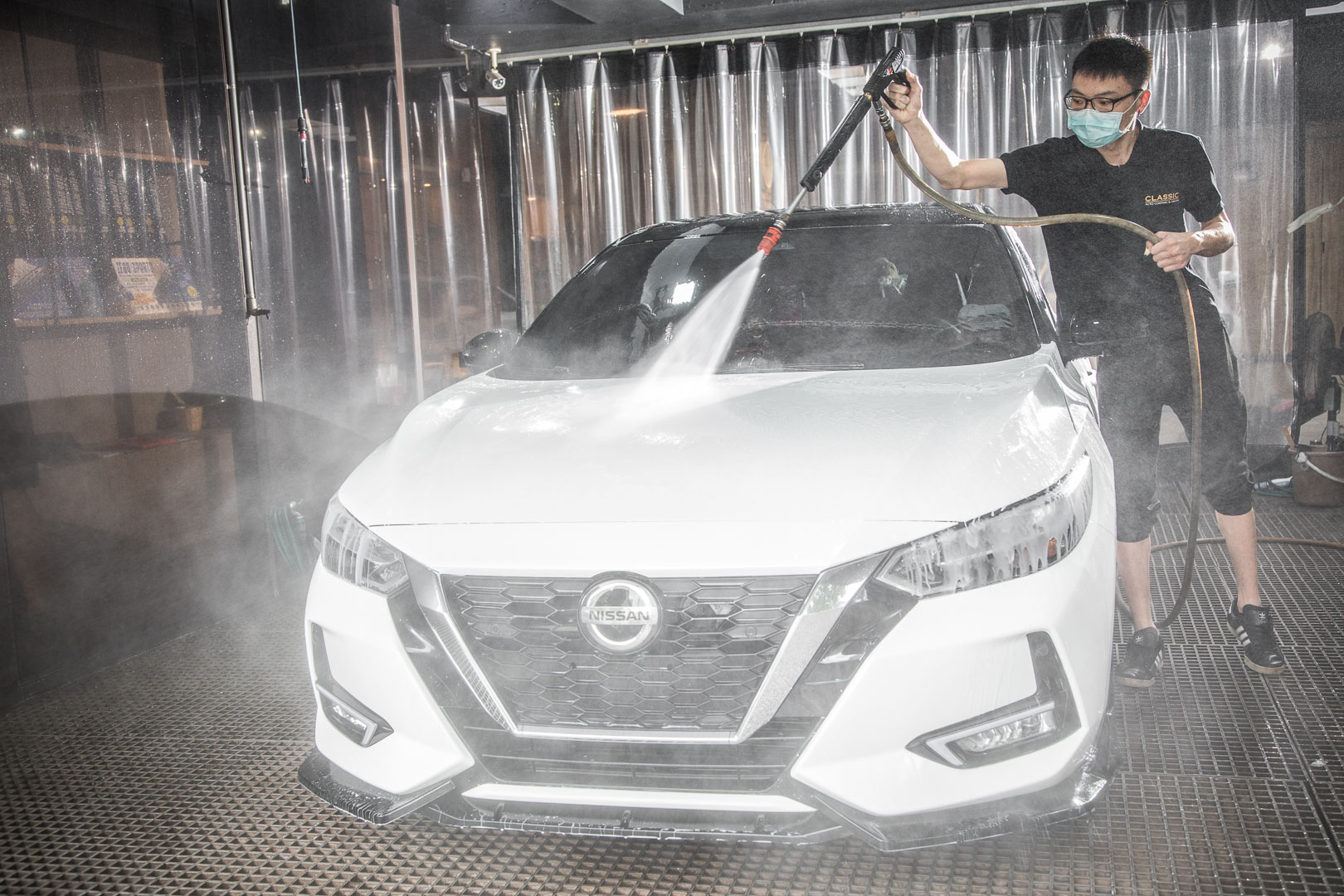 台北汽車鍍膜,台北洗車,士林區汽車鍍膜,台北打蠟,汽車鍍膜,台北汽車包膜,內裝清潔,台北汽車美容,士區林汽車包膜,經典汽車美容中心,信義區汽車鍍膜,Classic經典汽車美容中心,信義區汽車包膜,士林區汽車美容,燈膜,信義區汽車美容,大燈包膜,台北汽車打蠟,局部改色貼膜,士林區汽車打蠟,鍍膜,信義區汽車打蠟,犀牛皮