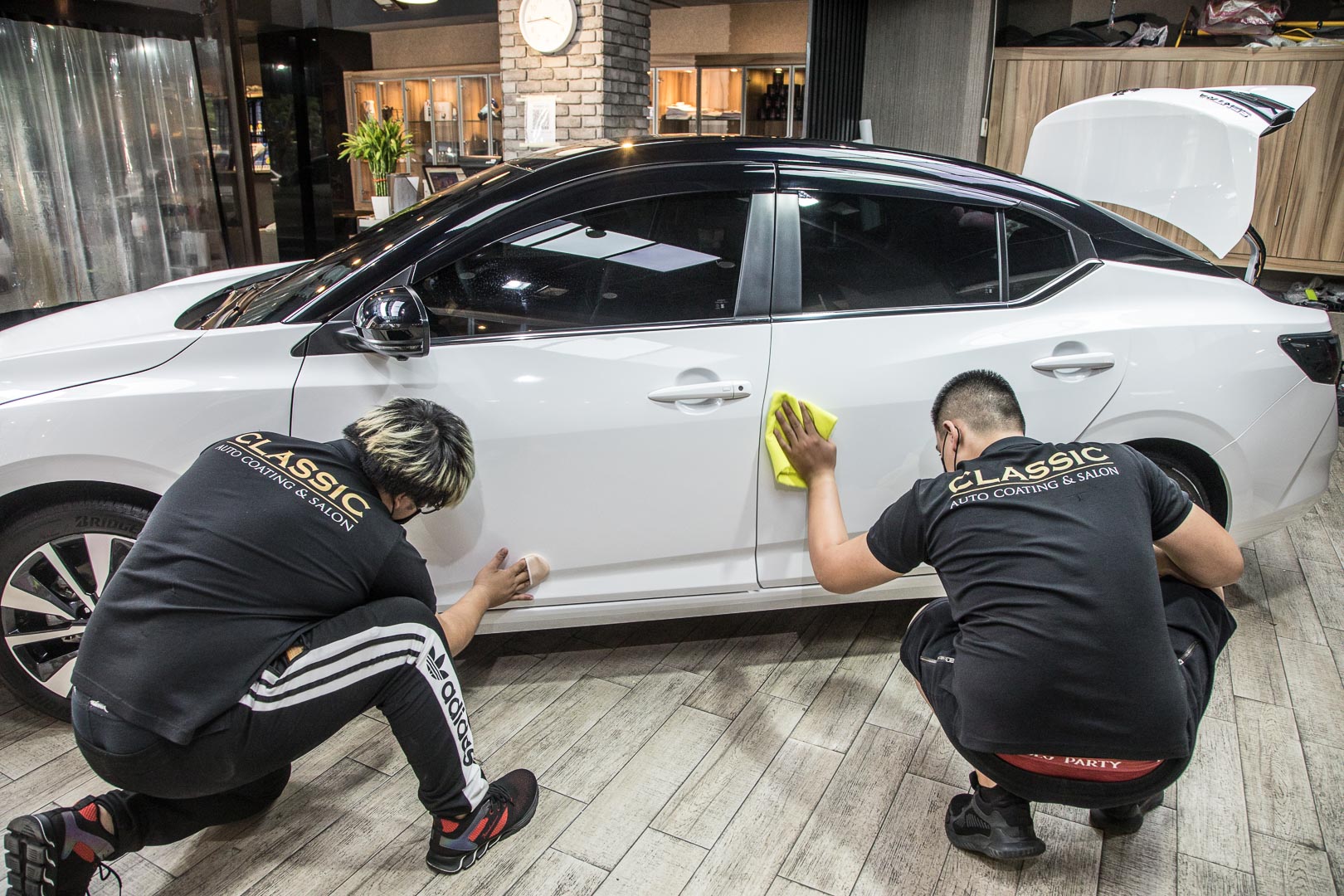 台北汽車鍍膜,台北洗車,士林區汽車鍍膜,台北打蠟,汽車鍍膜,台北汽車包膜,內裝清潔,台北汽車美容,士區林汽車包膜,經典汽車美容中心,信義區汽車鍍膜,Classic經典汽車美容中心,信義區汽車包膜,士林區汽車美容,燈膜,信義區汽車美容,大燈包膜,台北汽車打蠟,局部改色貼膜,士林區汽車打蠟,鍍膜,信義區汽車打蠟,犀牛皮