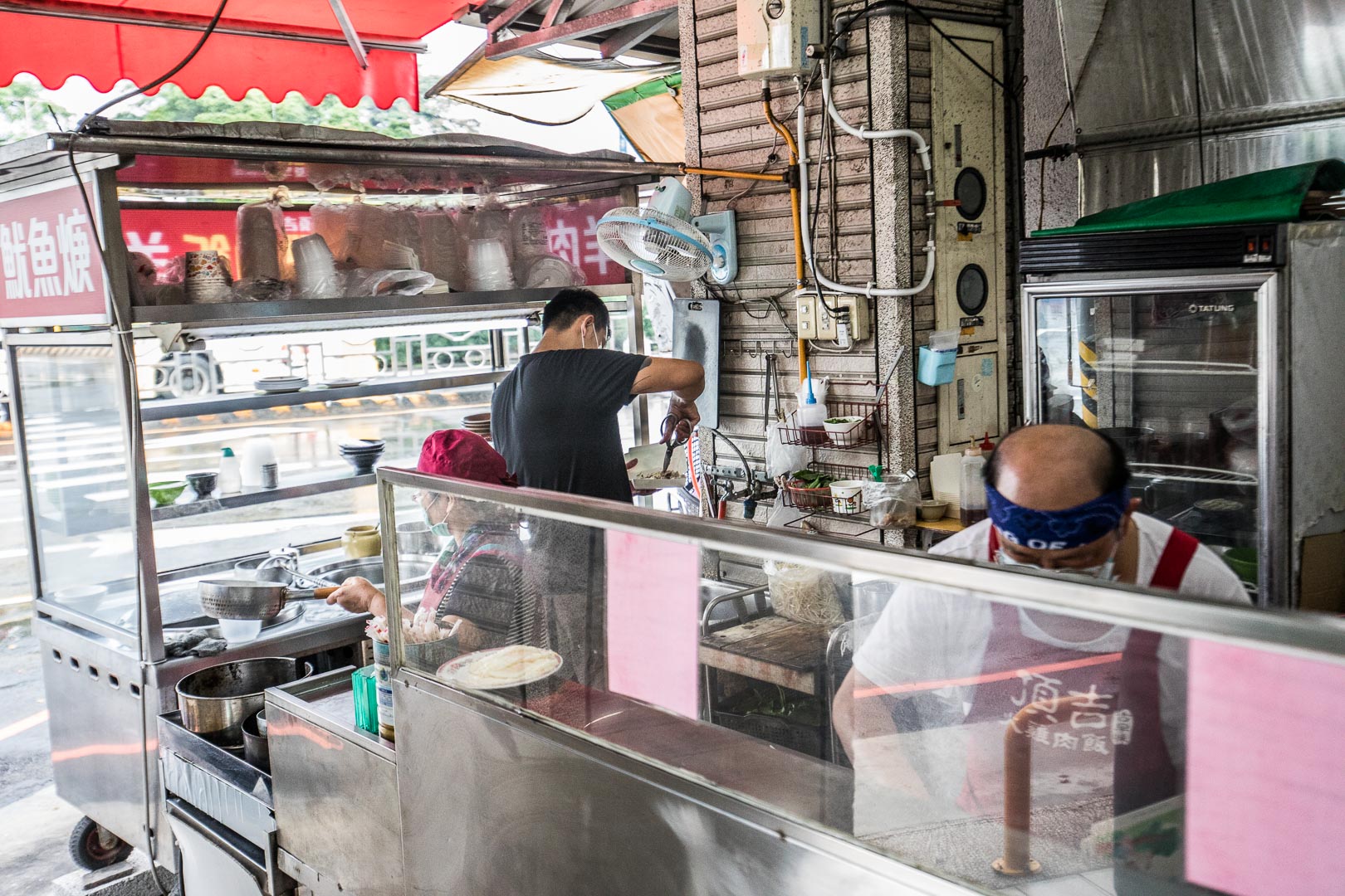 一中街美食,一中商圈美食,台中必吃,台中小吃,台中火雞肉飯,台中雞肉飯,台中鱸魚湯,頂吉古早味火雞肉飯,台中美食