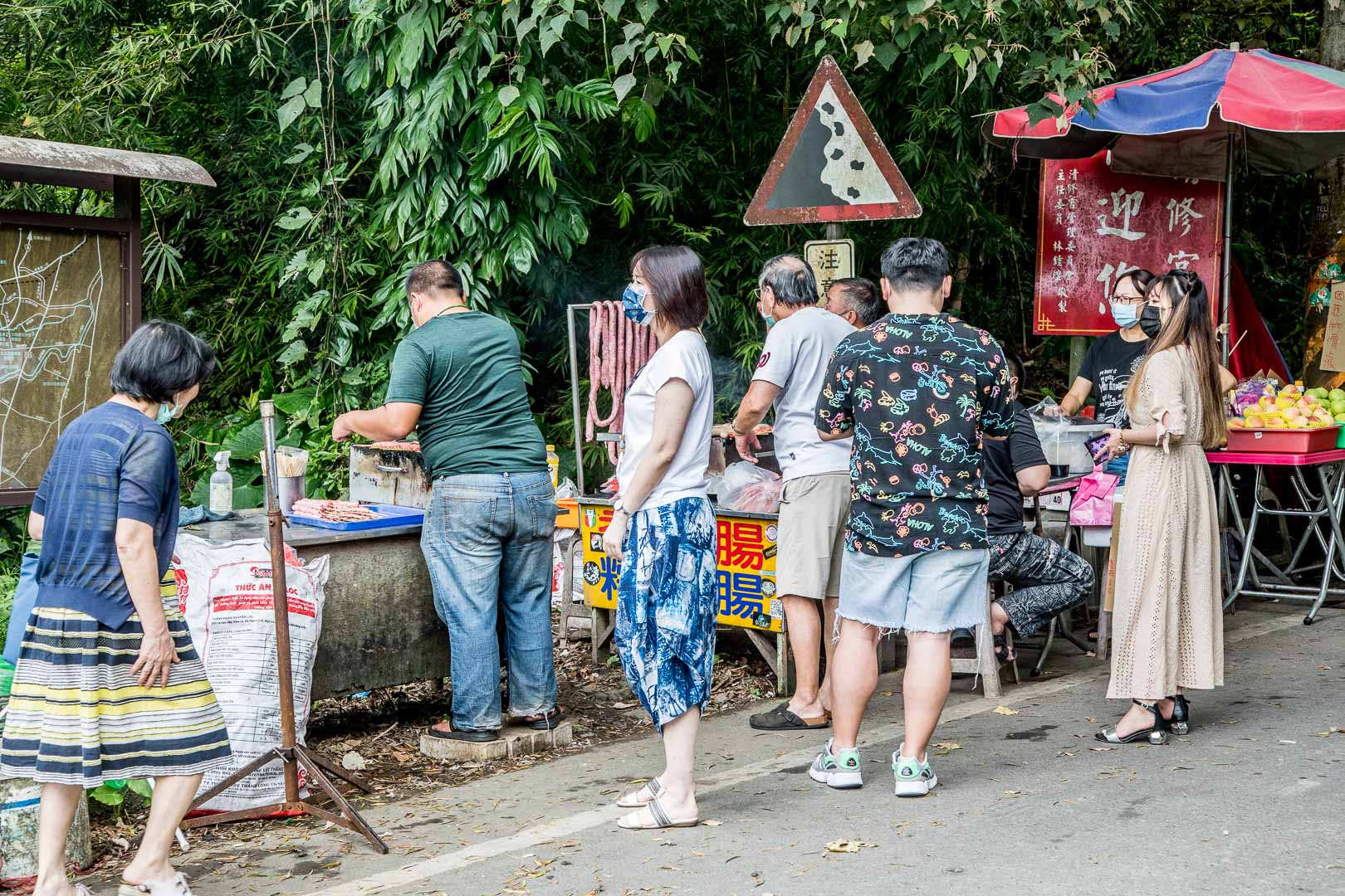 宜蘭小吃,礁溪美食,礁溪小吃,宜蘭香腸,礁溪香腸,礁溪香腸伯,宜蘭美食 @大手牽小手。玩樂趣