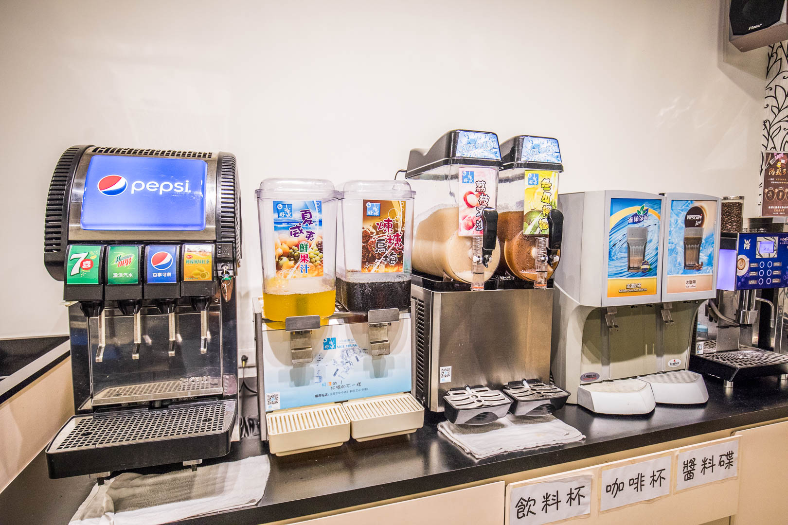 麻六味鍋物-中壢店,中壢吃到飽自助吧,中壢美食,中壢吃到飽,桃園美食,桃園吃到飽,桃園火鍋,中壢必吃,中壢聚餐,桃園海鮮鍋,中壢海鮮鍋