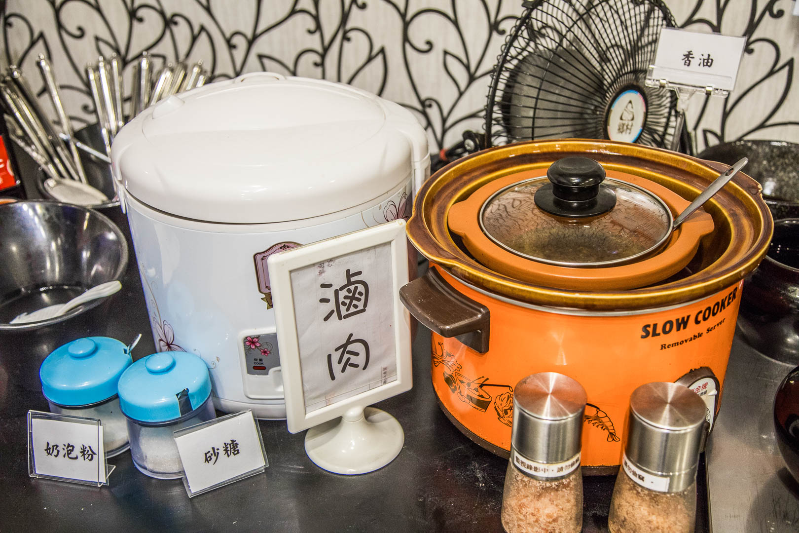麻六味鍋物-中壢店,中壢吃到飽自助吧,中壢美食,中壢吃到飽,桃園美食,桃園吃到飽,桃園火鍋,中壢必吃,中壢聚餐,桃園海鮮鍋,中壢海鮮鍋
