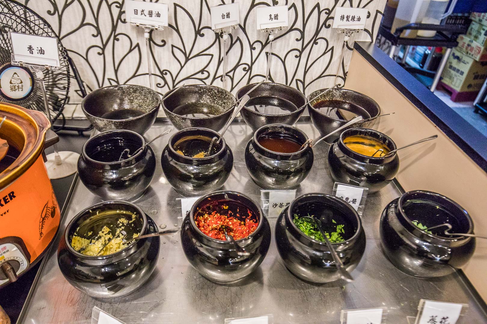 麻六味鍋物-中壢店,中壢吃到飽自助吧,中壢美食,中壢吃到飽,桃園美食,桃園吃到飽,桃園火鍋,中壢必吃,中壢聚餐,桃園海鮮鍋,中壢海鮮鍋