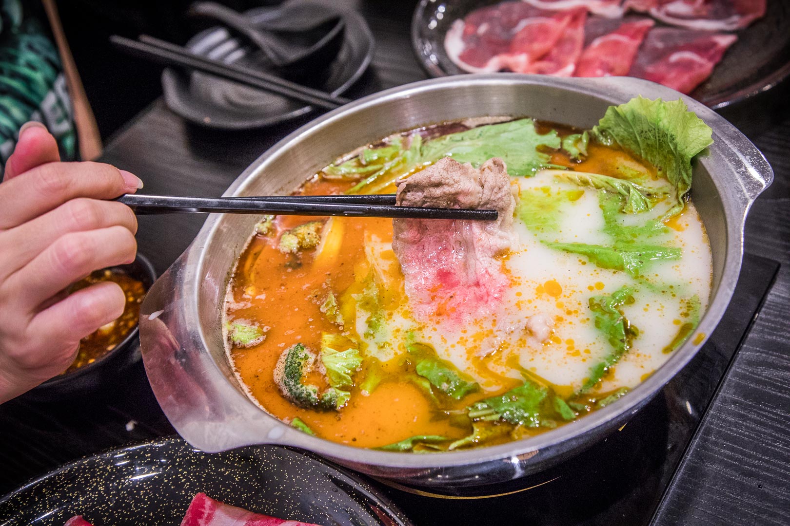 麻六味鍋物-中壢店,中壢吃到飽自助吧,中壢美食,中壢吃到飽,桃園美食,桃園吃到飽,桃園火鍋,中壢必吃,中壢聚餐,桃園海鮮鍋,中壢海鮮鍋
