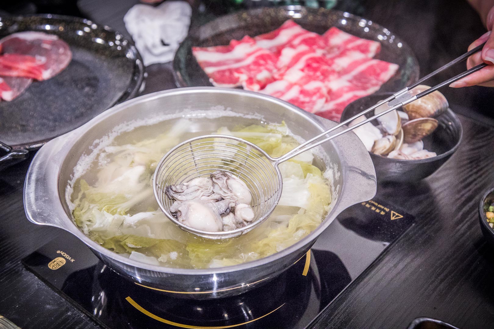 麻六味鍋物-中壢店,中壢吃到飽自助吧,中壢美食,中壢吃到飽,桃園美食,桃園吃到飽,桃園火鍋,中壢必吃,中壢聚餐,桃園海鮮鍋,中壢海鮮鍋