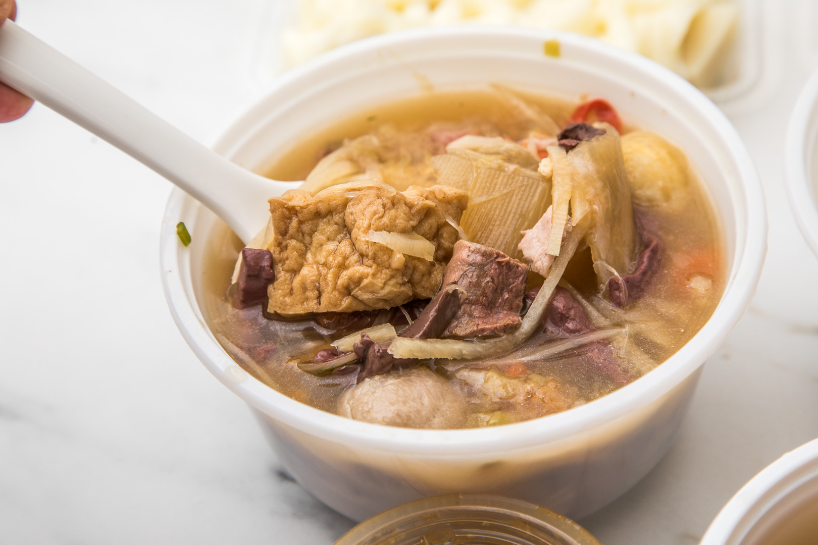 中壢美食,中壢小吃,中壢宵夜,中壢滷肉飯,中壢大鍋湯,嘉義大鍋湯雞肉飯魯肉飯,中壢雞肉飯,中壢嘉義大鍋湯雞肉飯魯肉飯