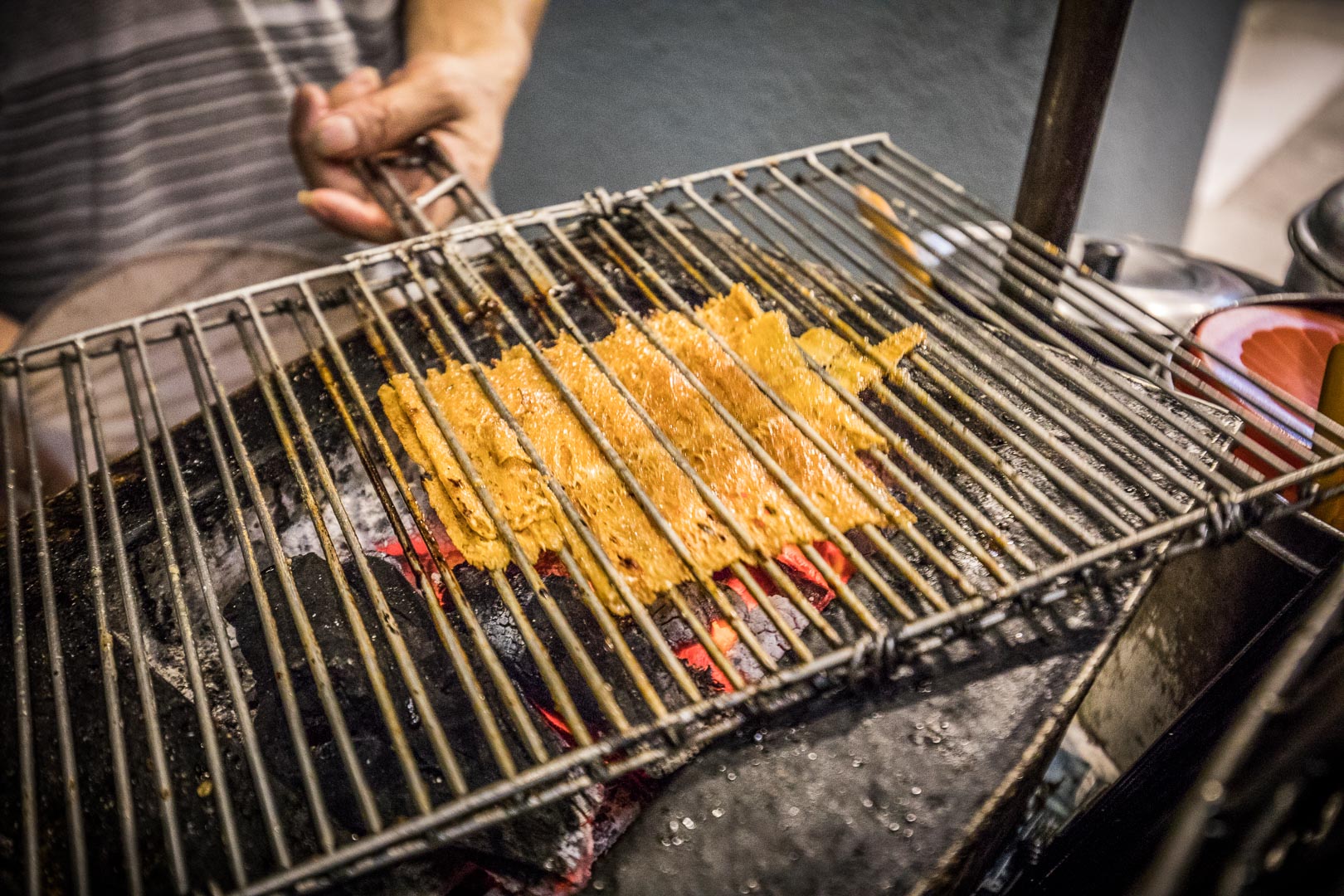 嘉義美食,嘉義小吃,嘉義夜市小吃,嘉義文化路小吃,嘉義碳烤乾魷魚,開心碳烤乾魷魚,文化路開心碳烤乾魷魚,嘉義文化路開心碳烤乾魷魚